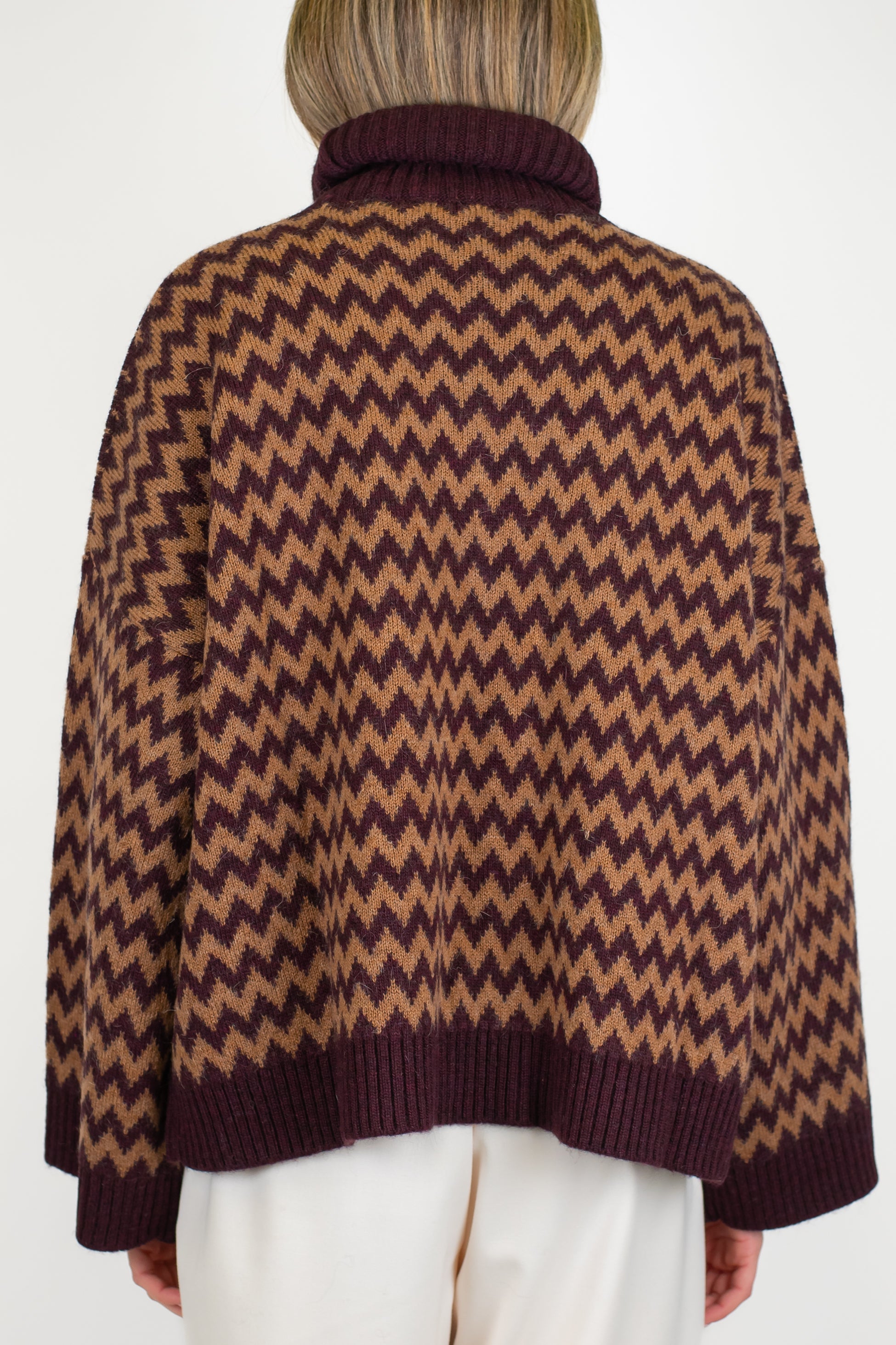 Kontatto - Dolcevita over in misto lana fantasia zig zag