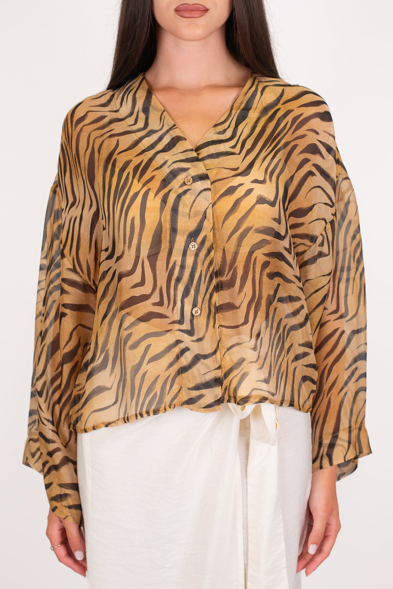 Dixie - Camicia fantasia animalier in misto seta con scollo a V