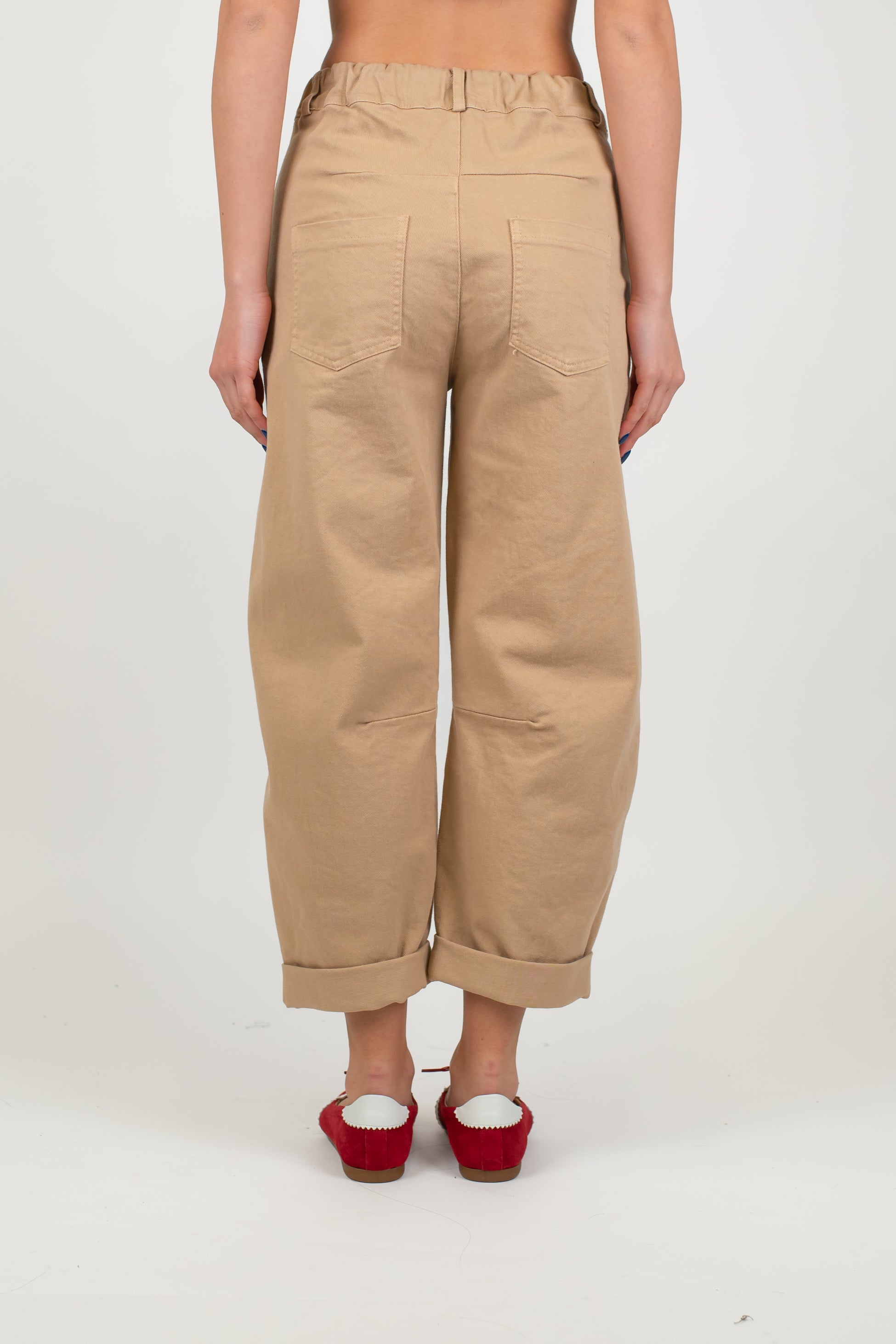 Tensione in - Pantalone balloon in denim colorato