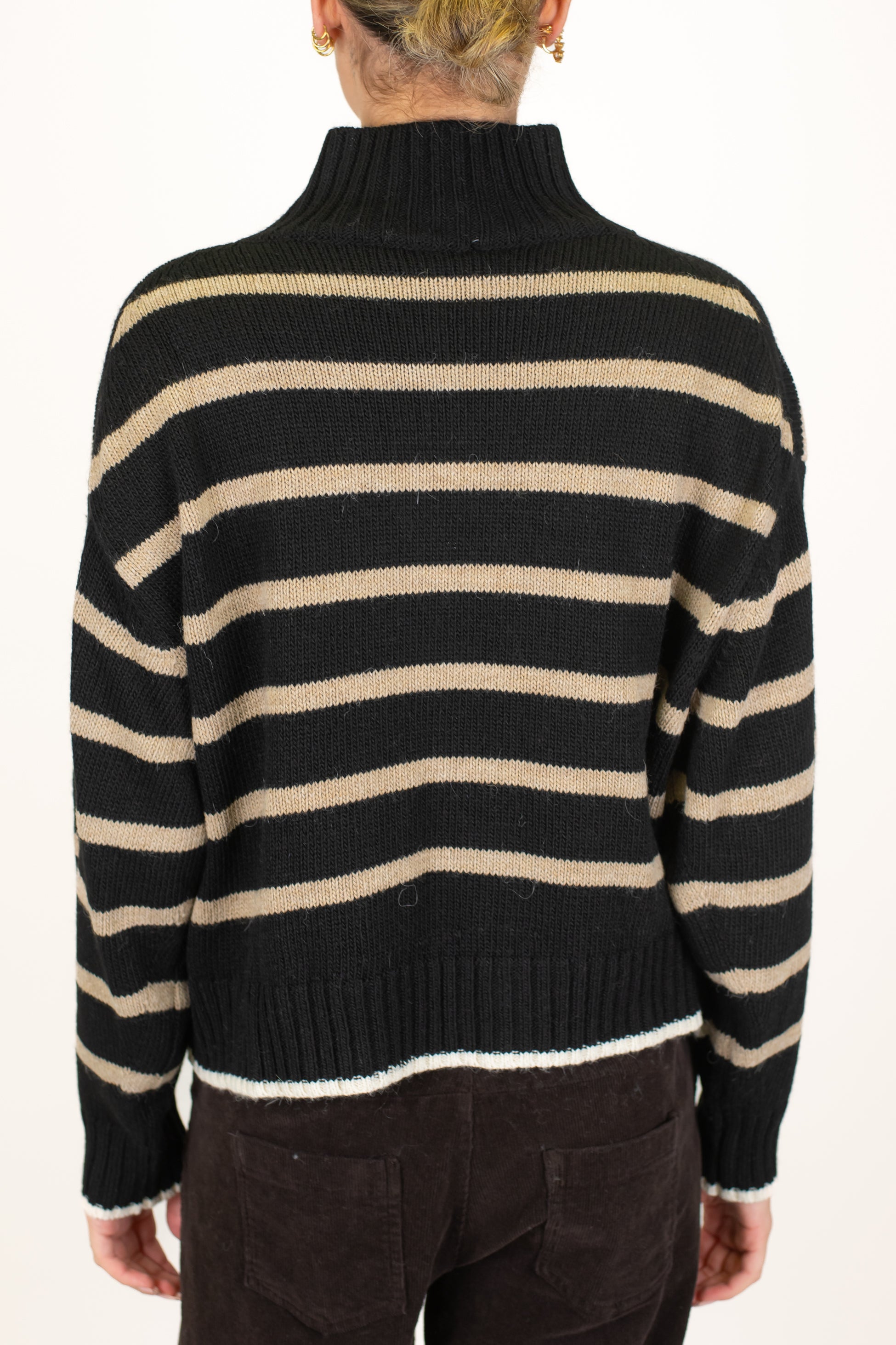 Motel - Lupetto fantasia a righe in misto lana con fondo a contrasto