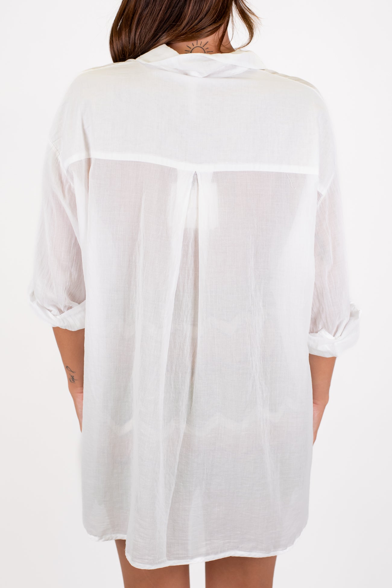 Tensione in - Maxi camicia in mussola di cotone