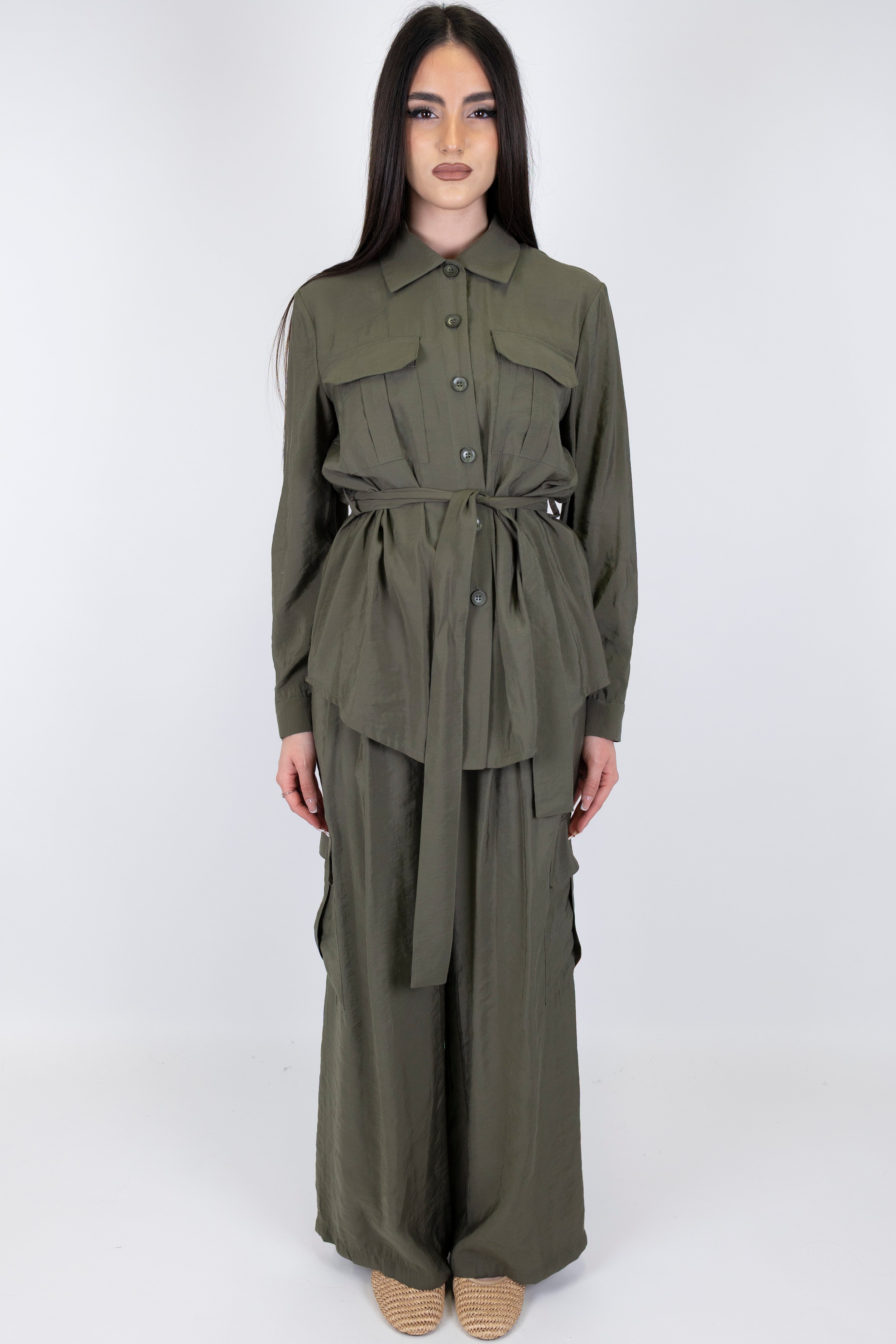 Motel - Coordinato in modal camicia con taschini e pantalone cargo palazzo con elastico in vita