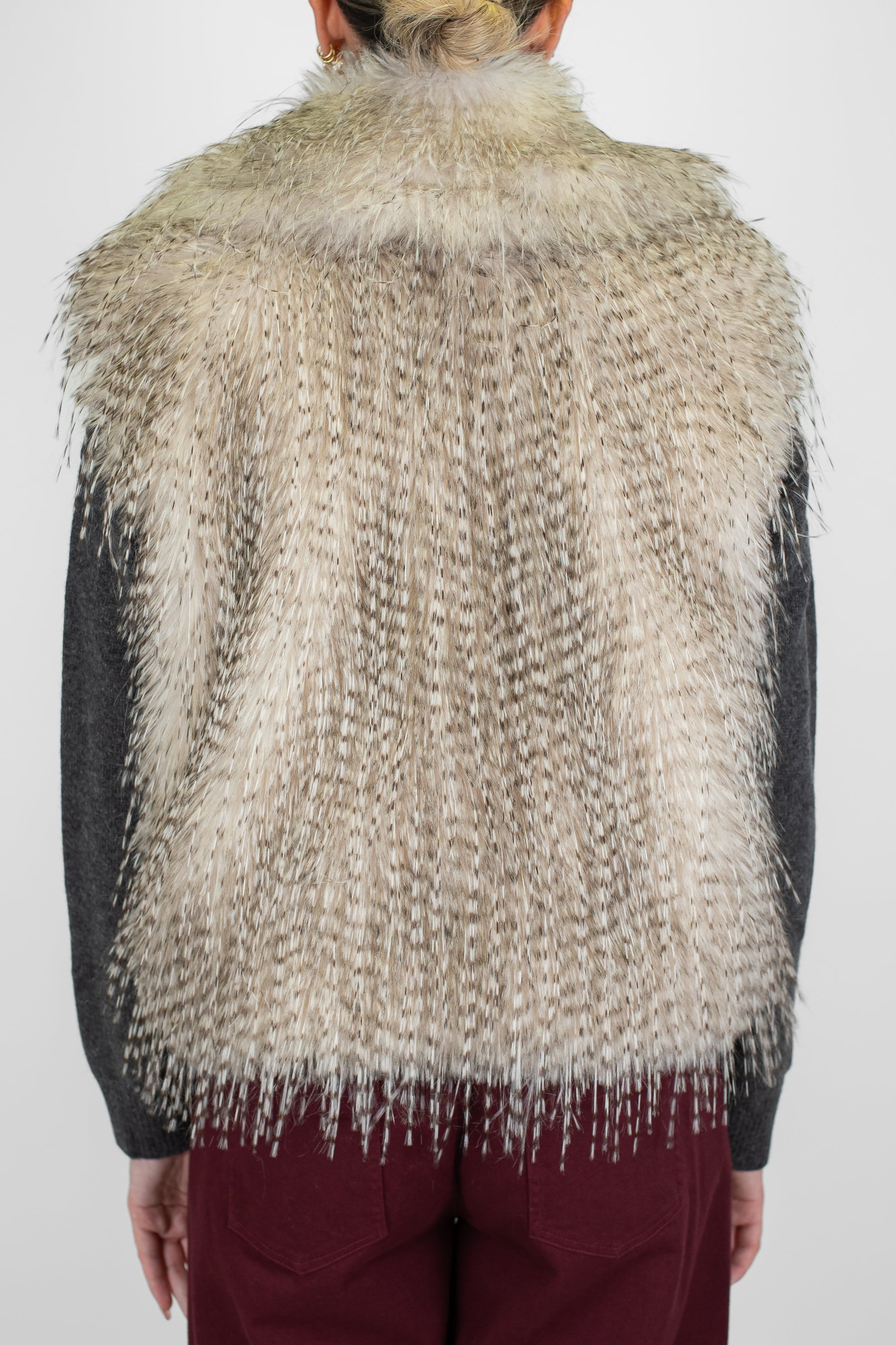 Tensione in - Ecopelliccia giromaniche con cchiusura a scomparsa