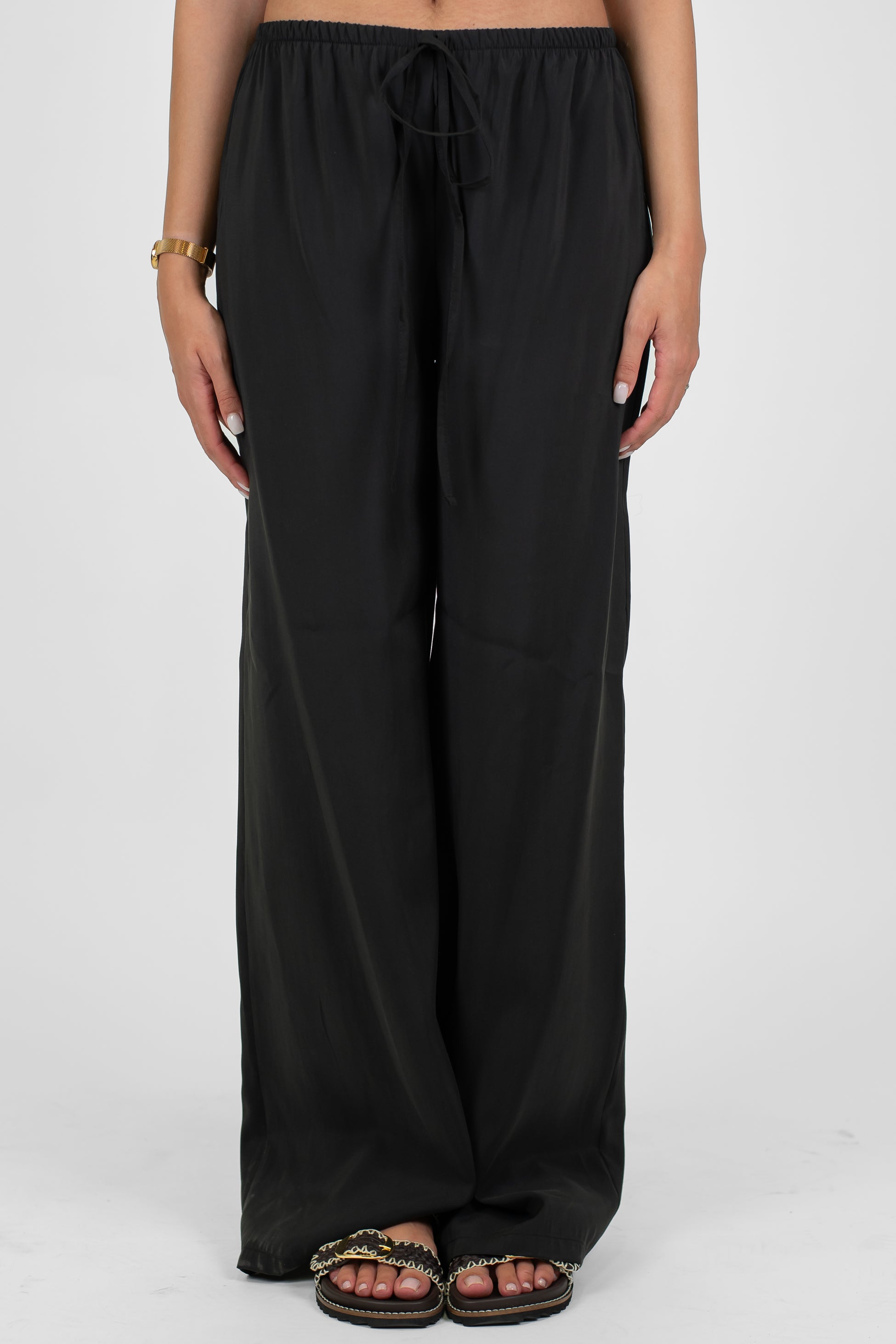 Haveone - Coordinato in modal con t-shirt scollo a V con lacci e pantalone palazzo con coulisse