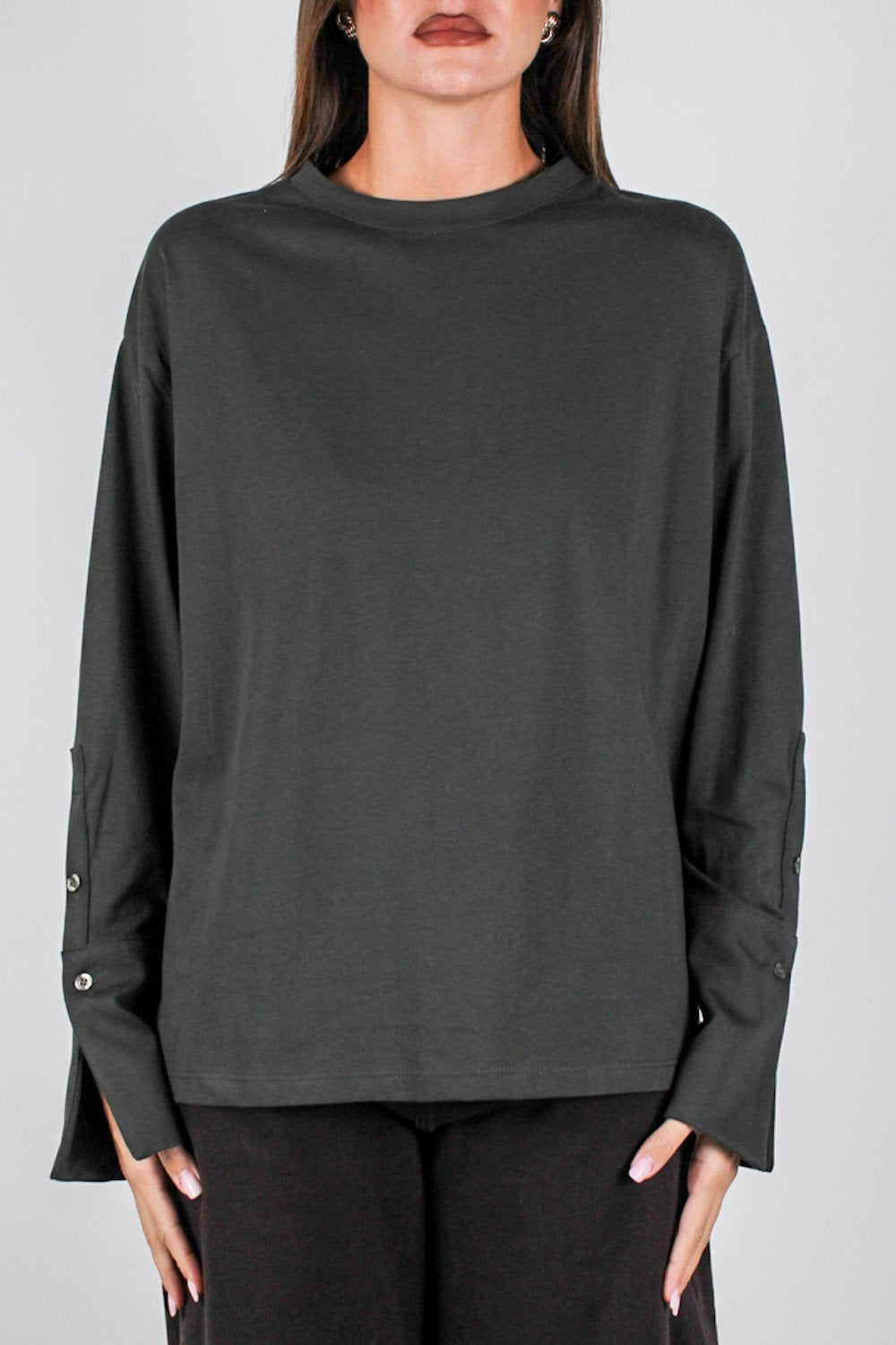 Tensione in - Shirt girocollo con polsino camicia ampio