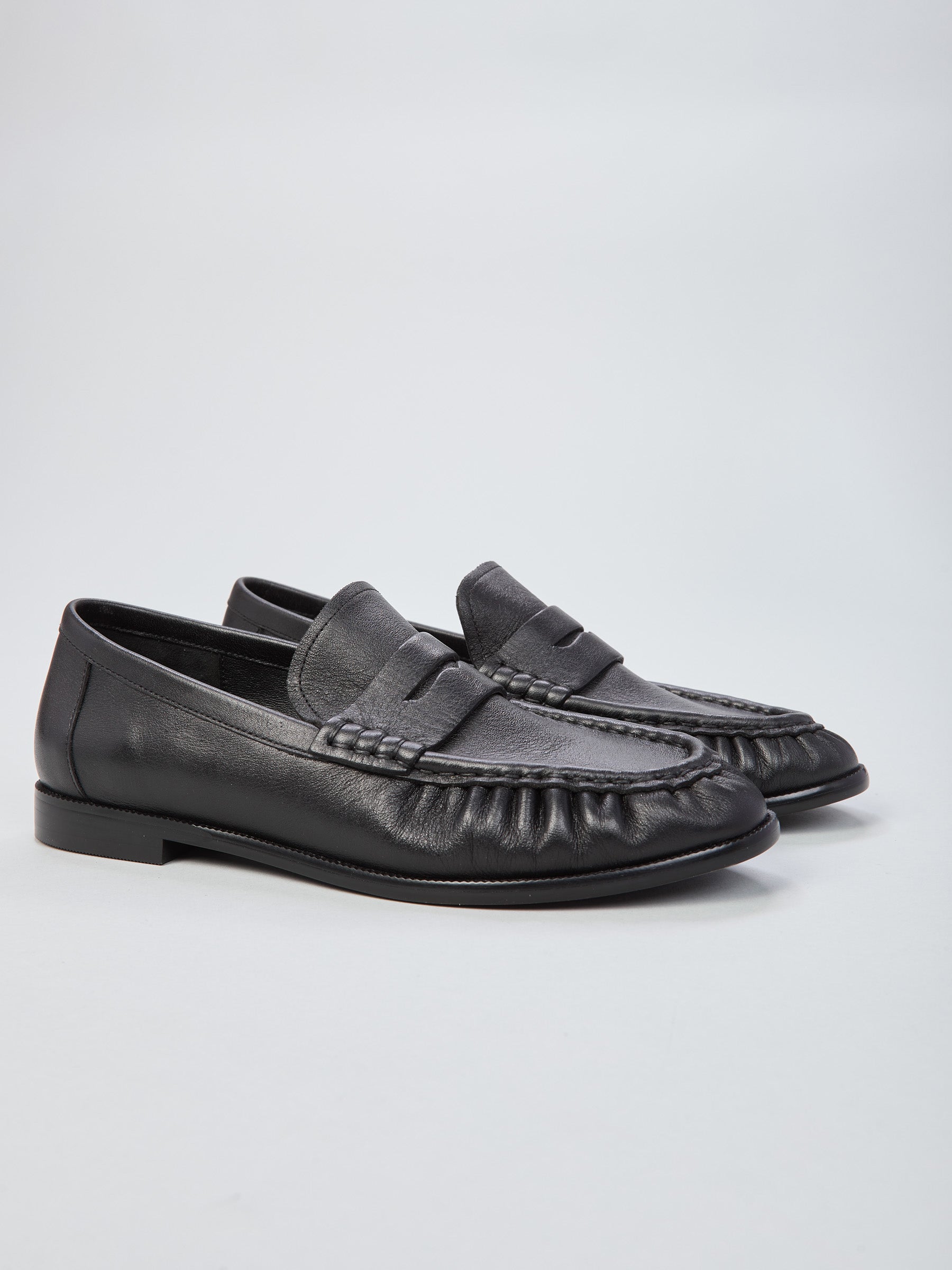 Ovyé - Mocassino in pelle arricciata