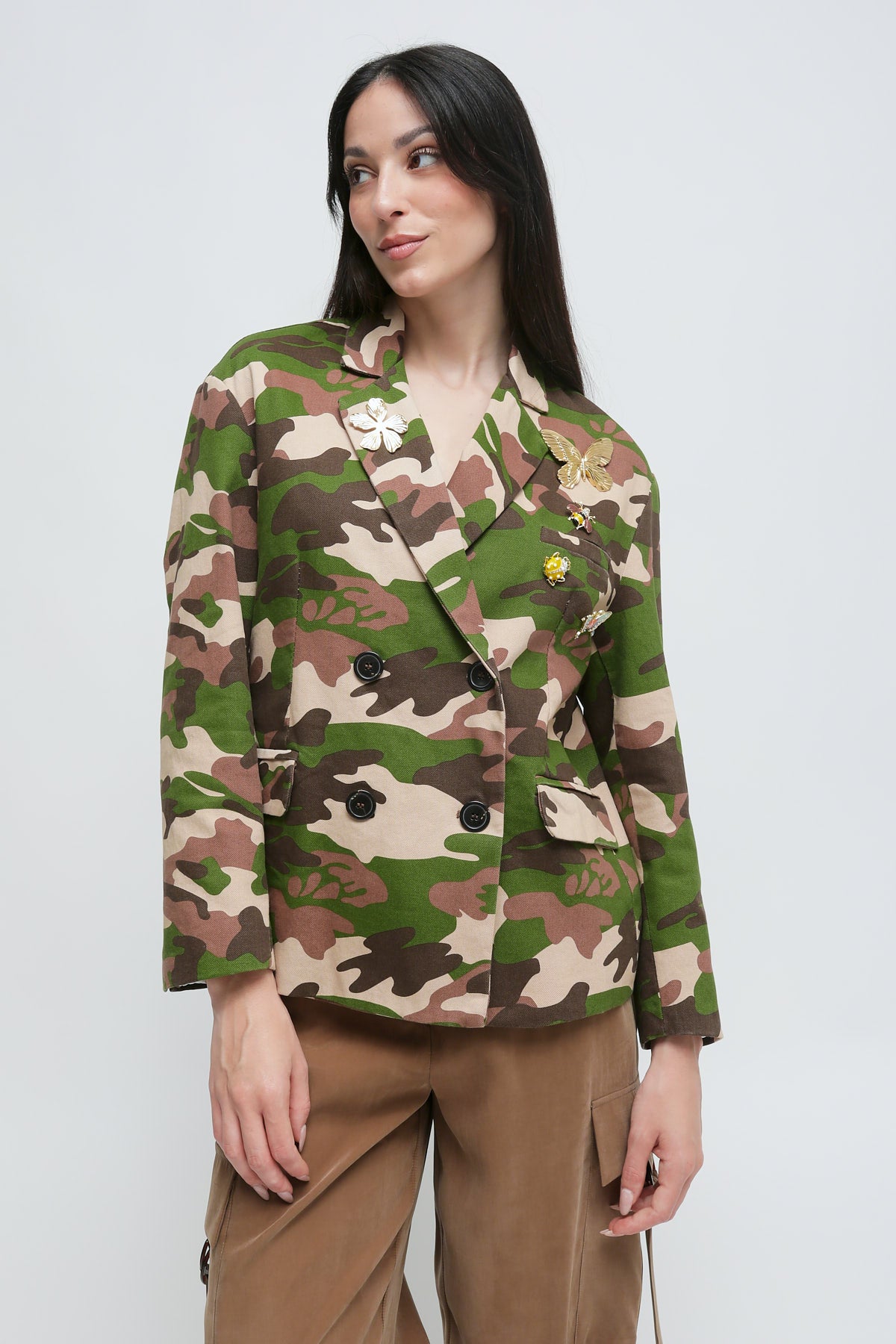 Maryley - Giacca doppiopetto in cotone camouflage con spille