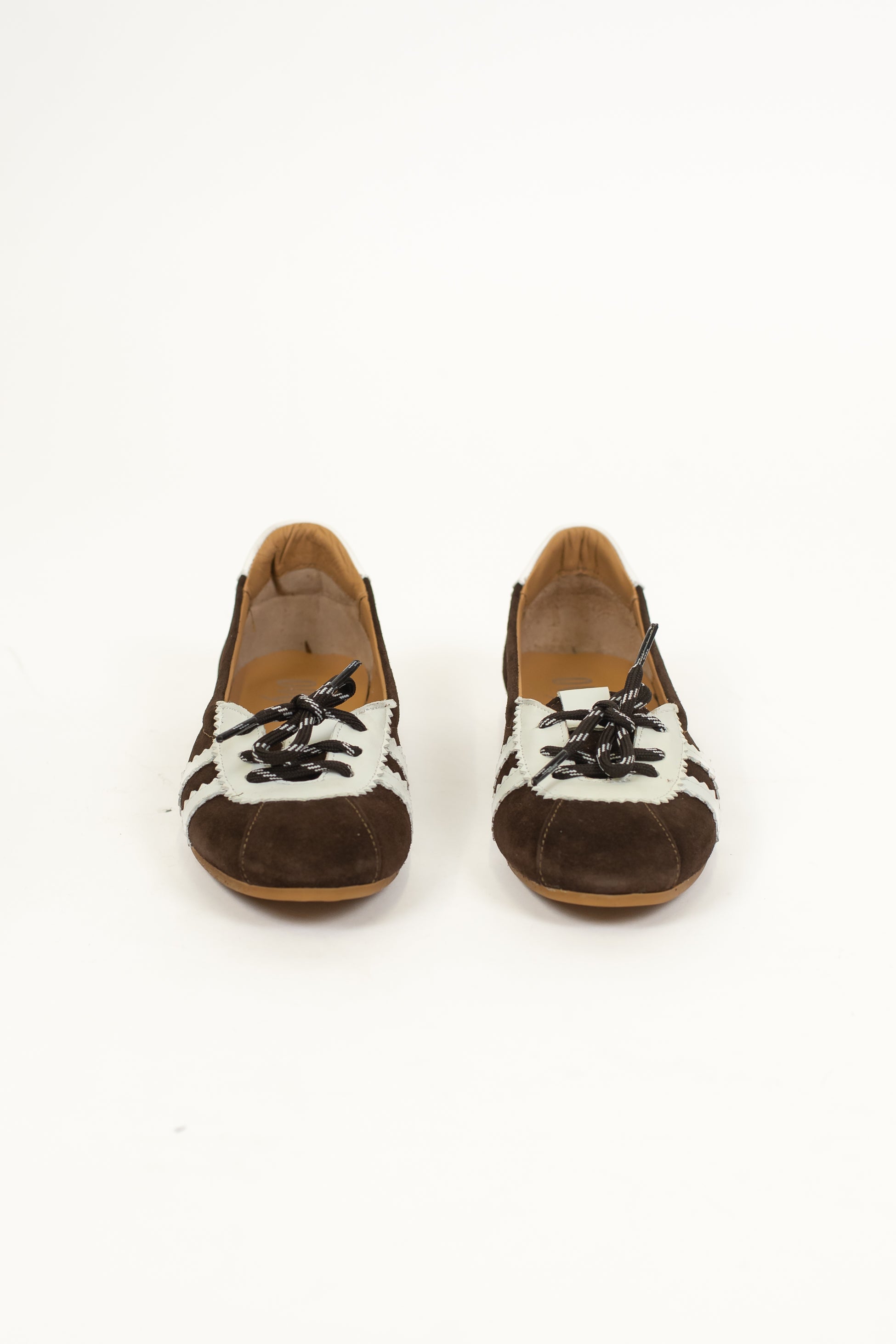 Ovyé - Ballerina in camoscio con inserti in pelle e lacci