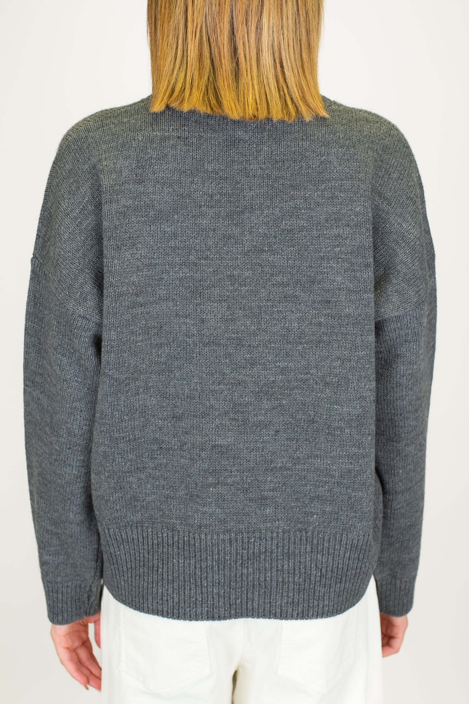 Tensione in - Maglia girocollo in misto lana con ricami