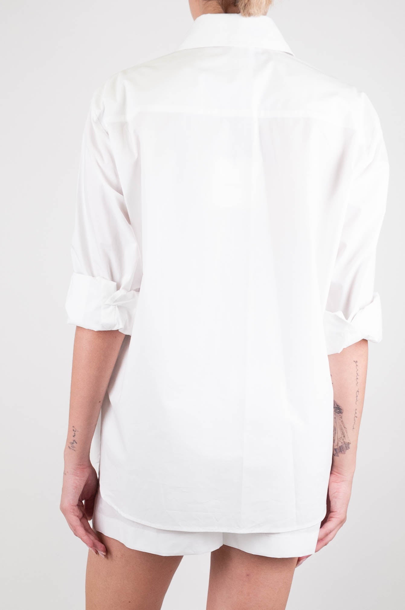 Tensione in - Camicia basic tinta unita in cotone