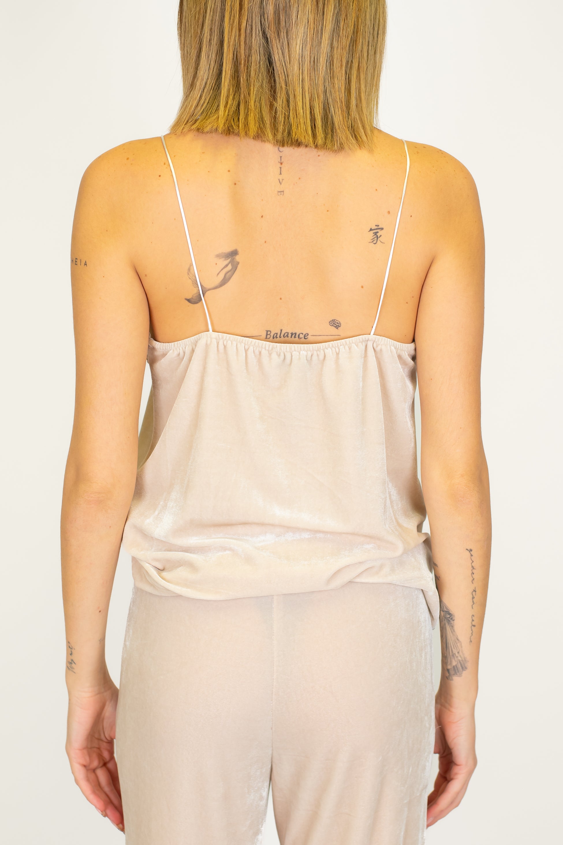 Maryley - Top scollo a V in velluto con bretelline e orlo in pizzo