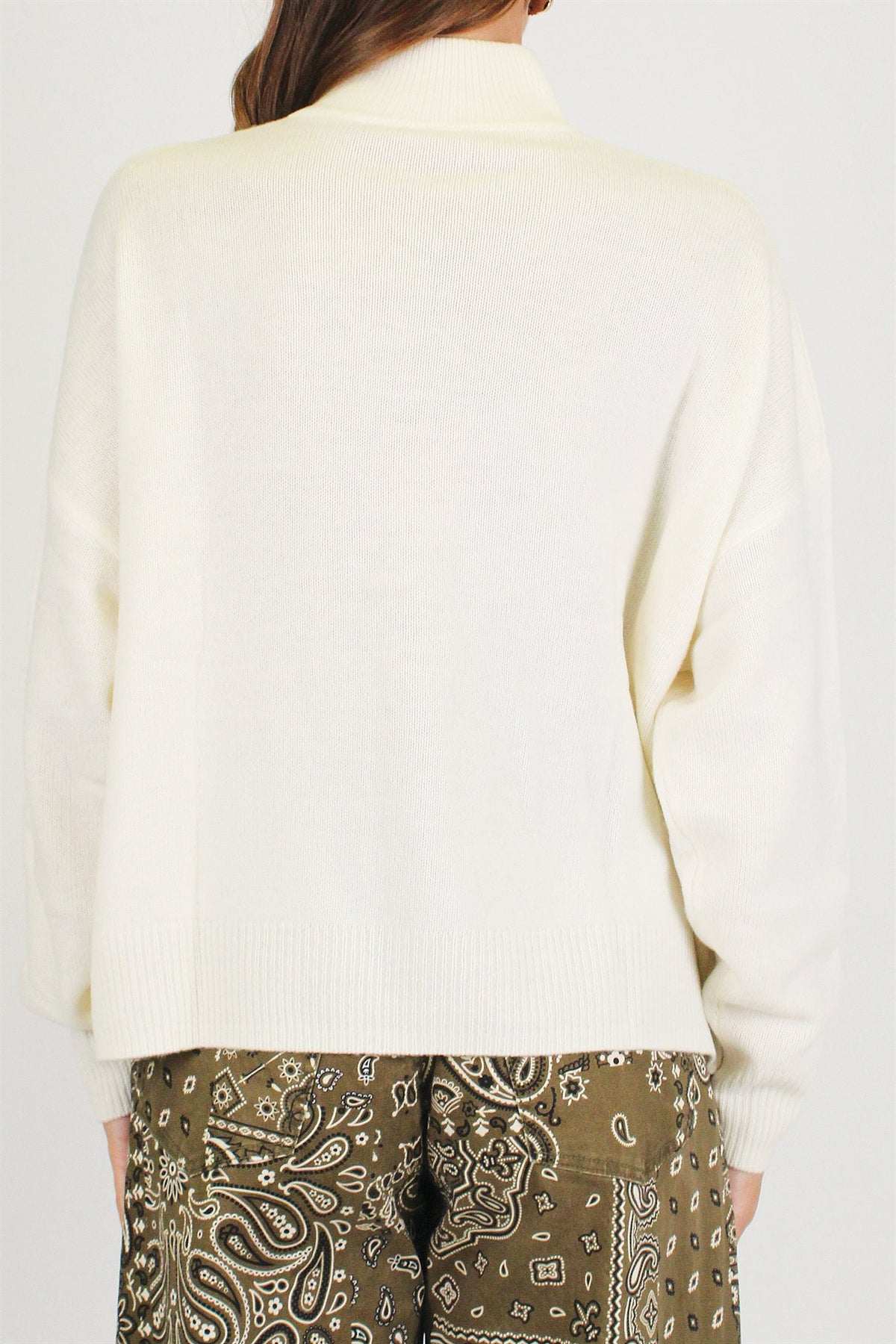 Tensione in - Cardigan in pura lana con collo alto e chiusura zip