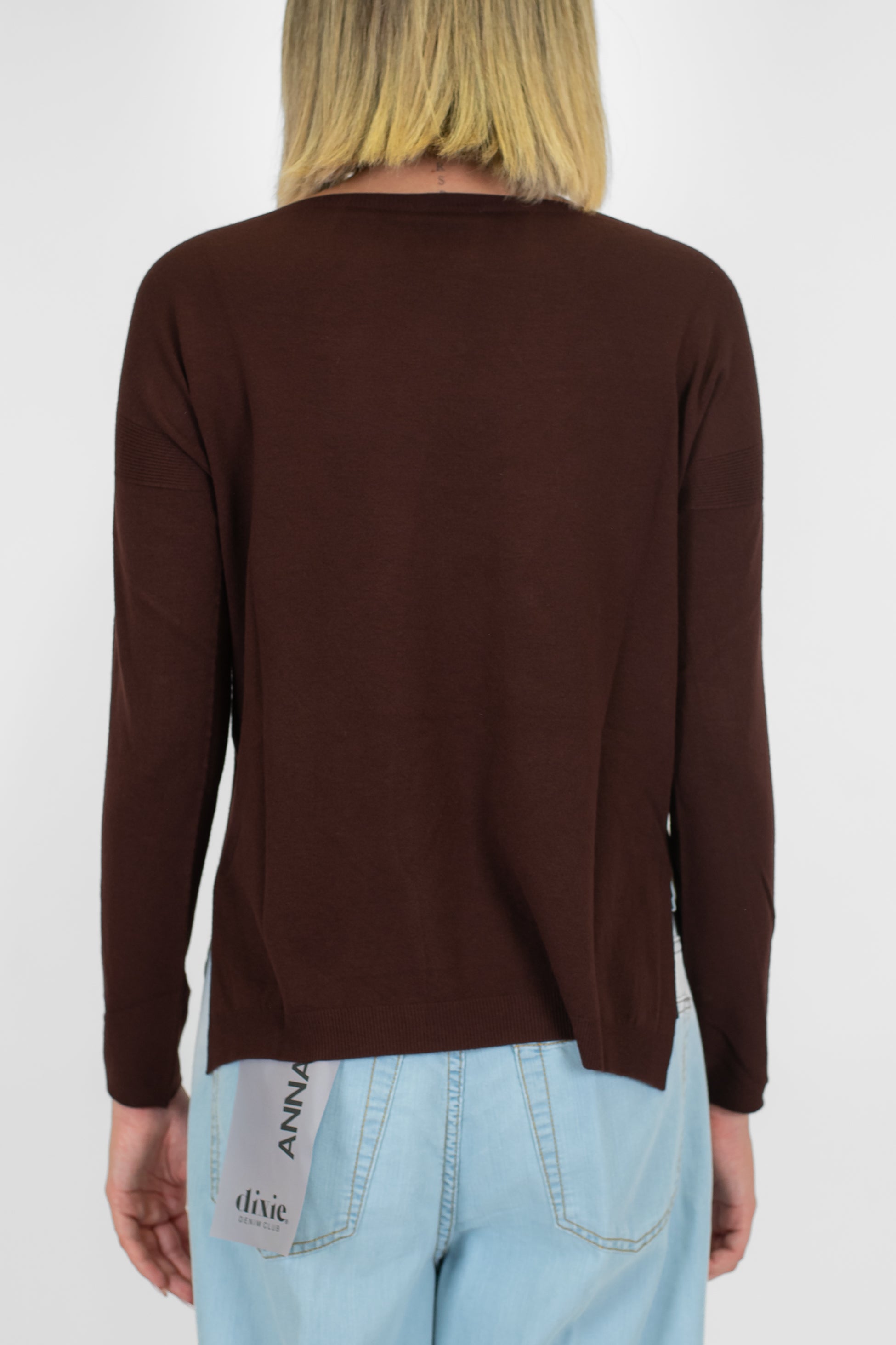 Kontatto - Maglia paricollo con spacchetti laterali