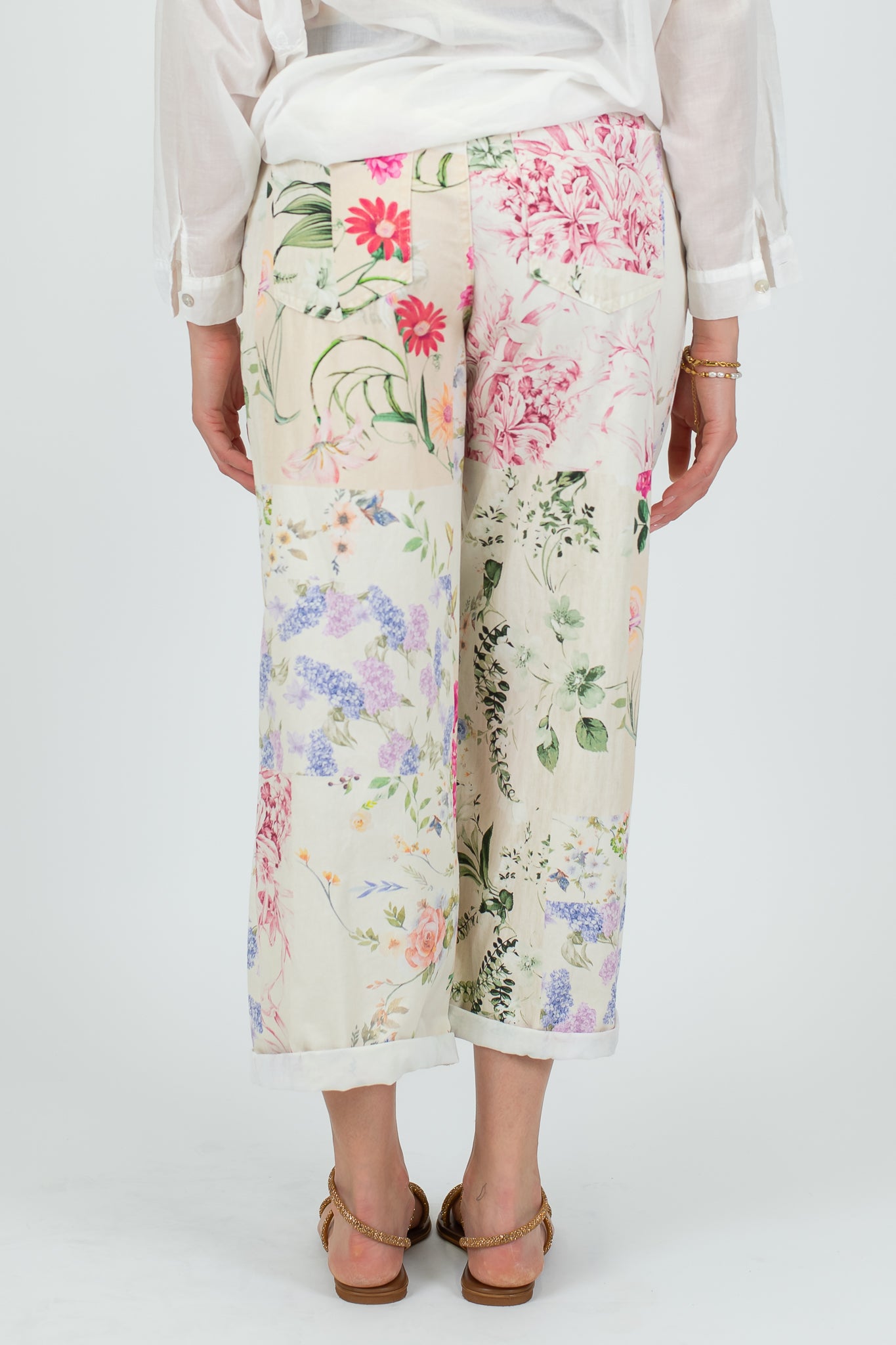 Tensione in - Pantalone fantasia floreale in cotone