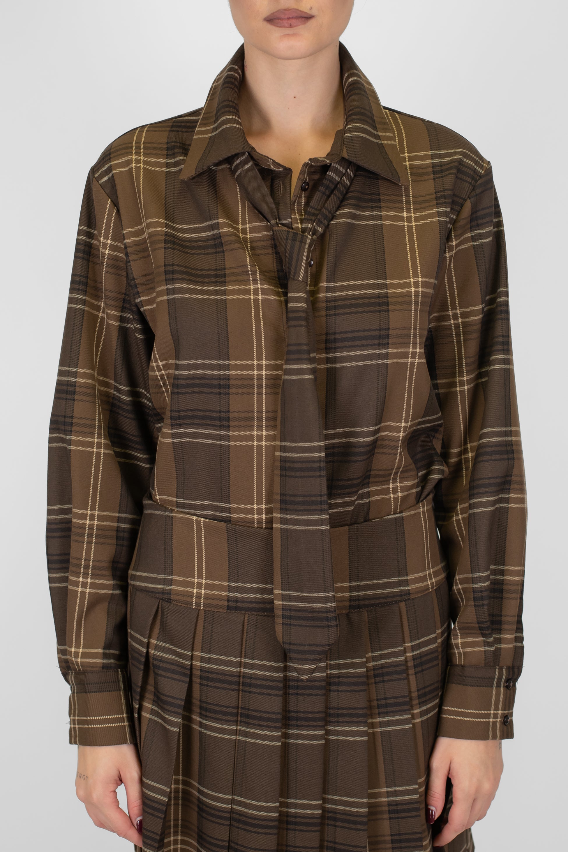 Tensione in - Camicia fantasia check con cravatta in tessuto