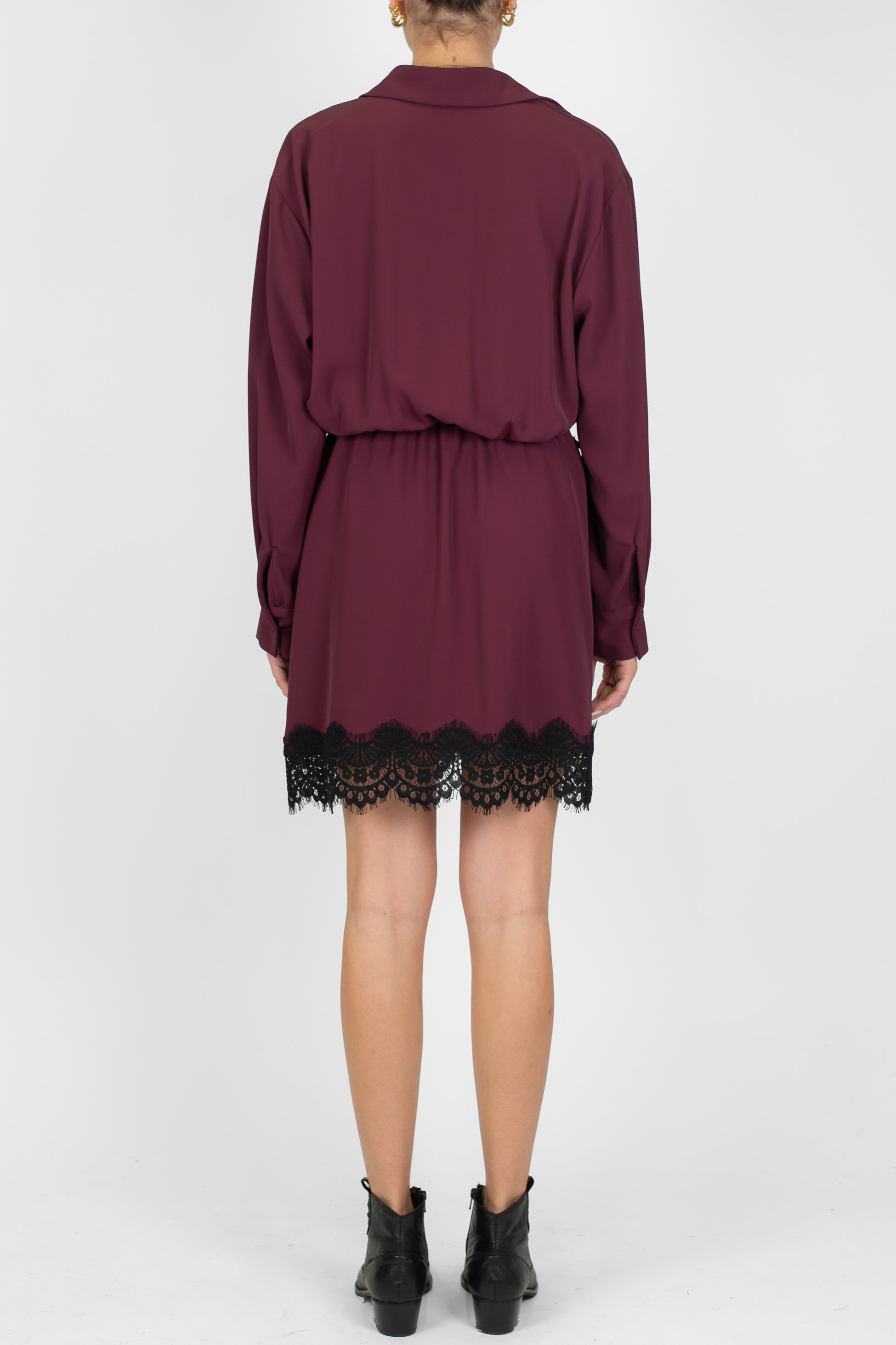 Tensione in - Abito corto tessuto fluido con inserti in pizzo