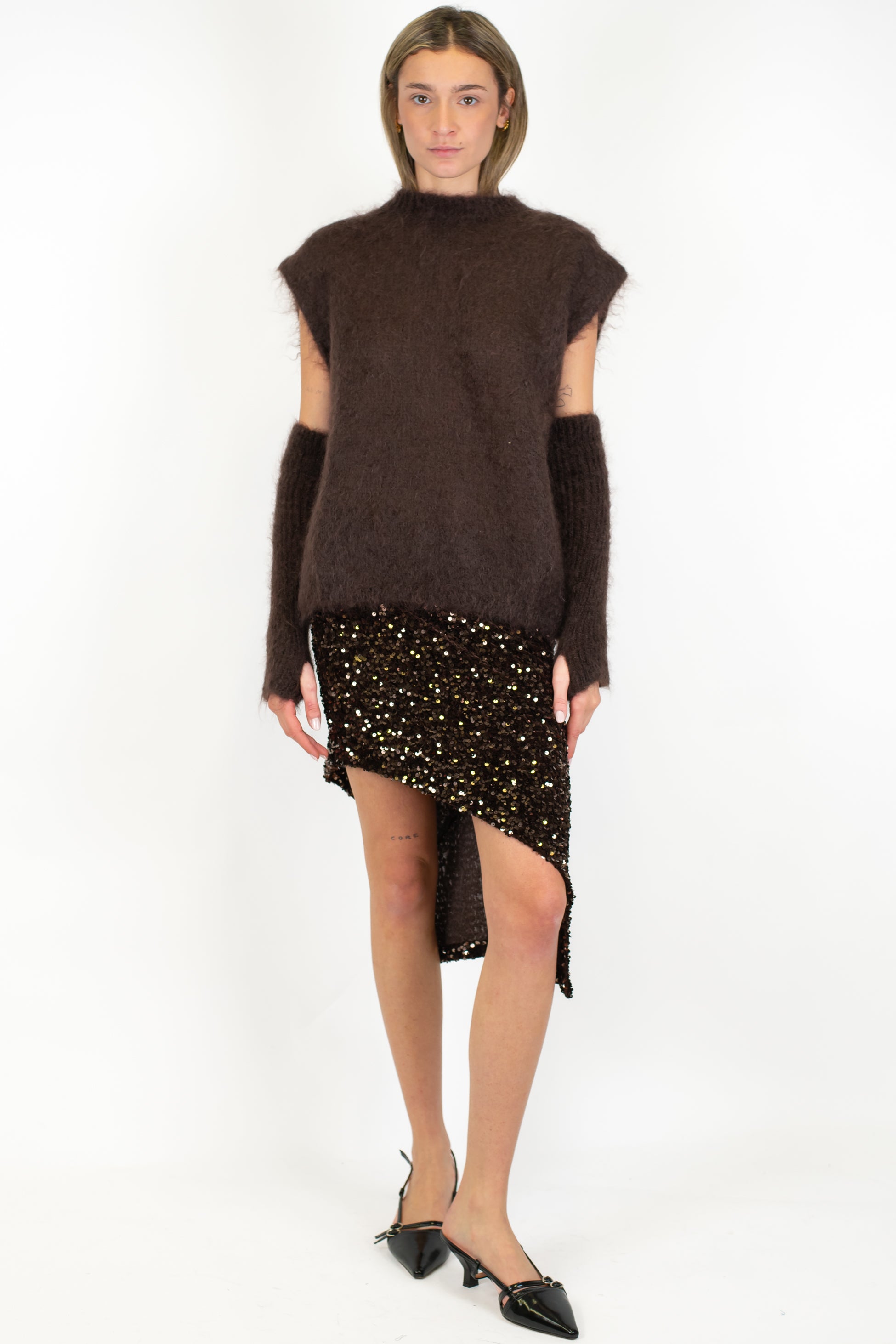 Tensione in - Minigonna asimmetrica in paillettes