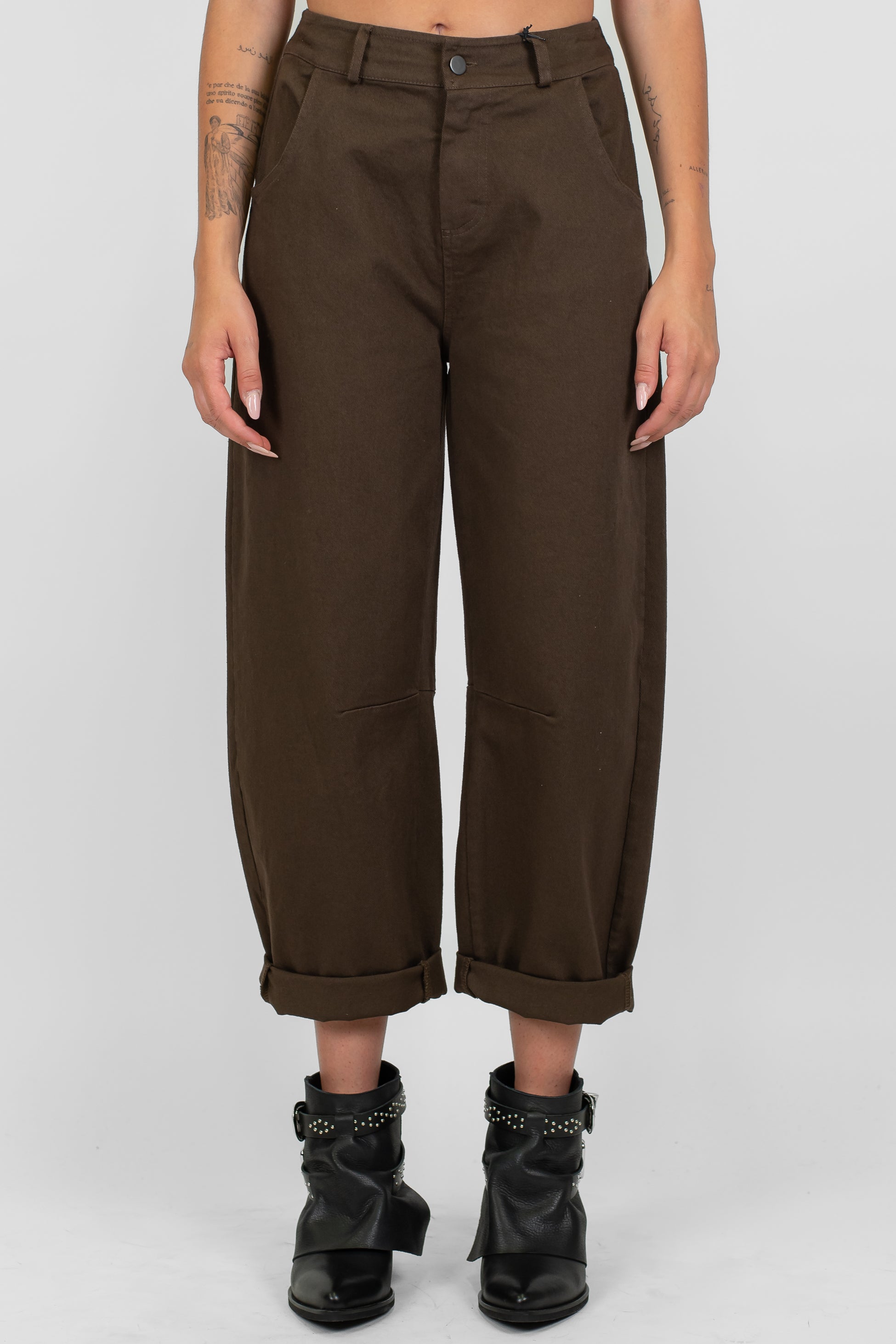 Tensione in - Pantalone balloon in denim colorato