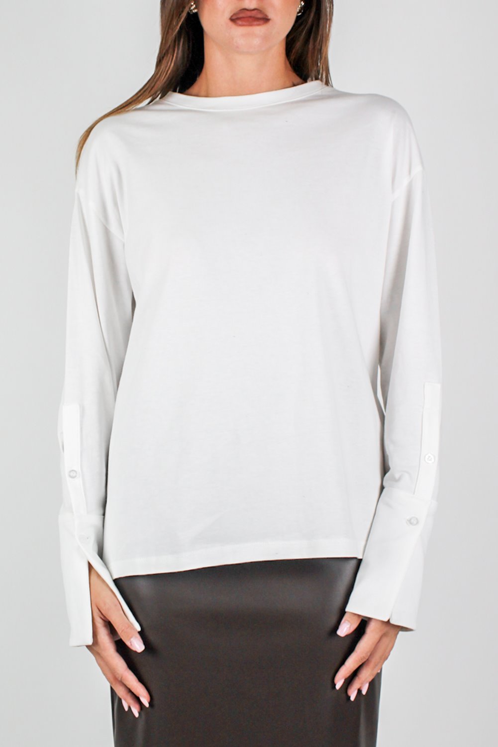 Tensione in - Shirt girocollo con polsino camicia ampio