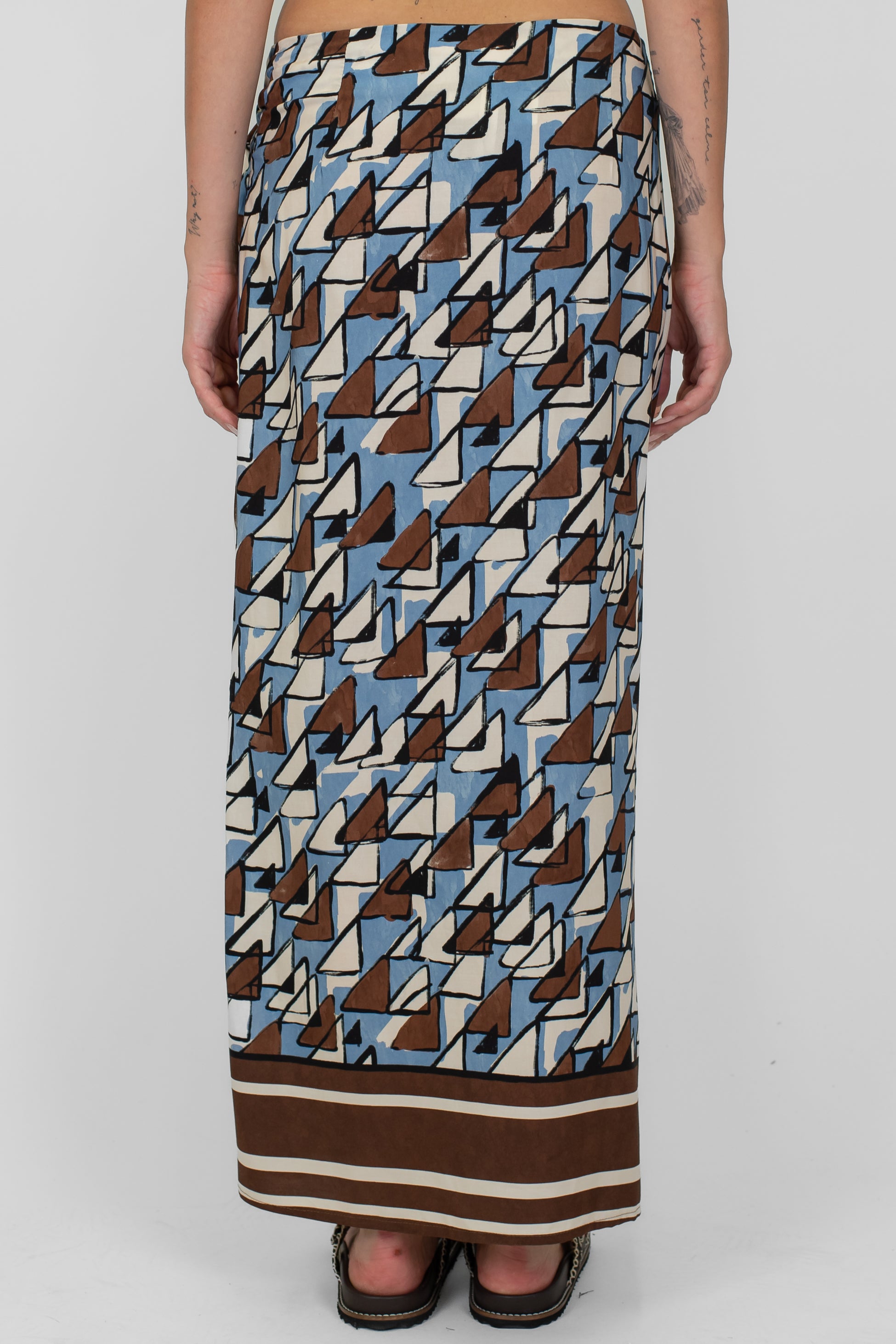 Tensione in - Gonna pareo a portafoglio fantasia astratta in viscosa