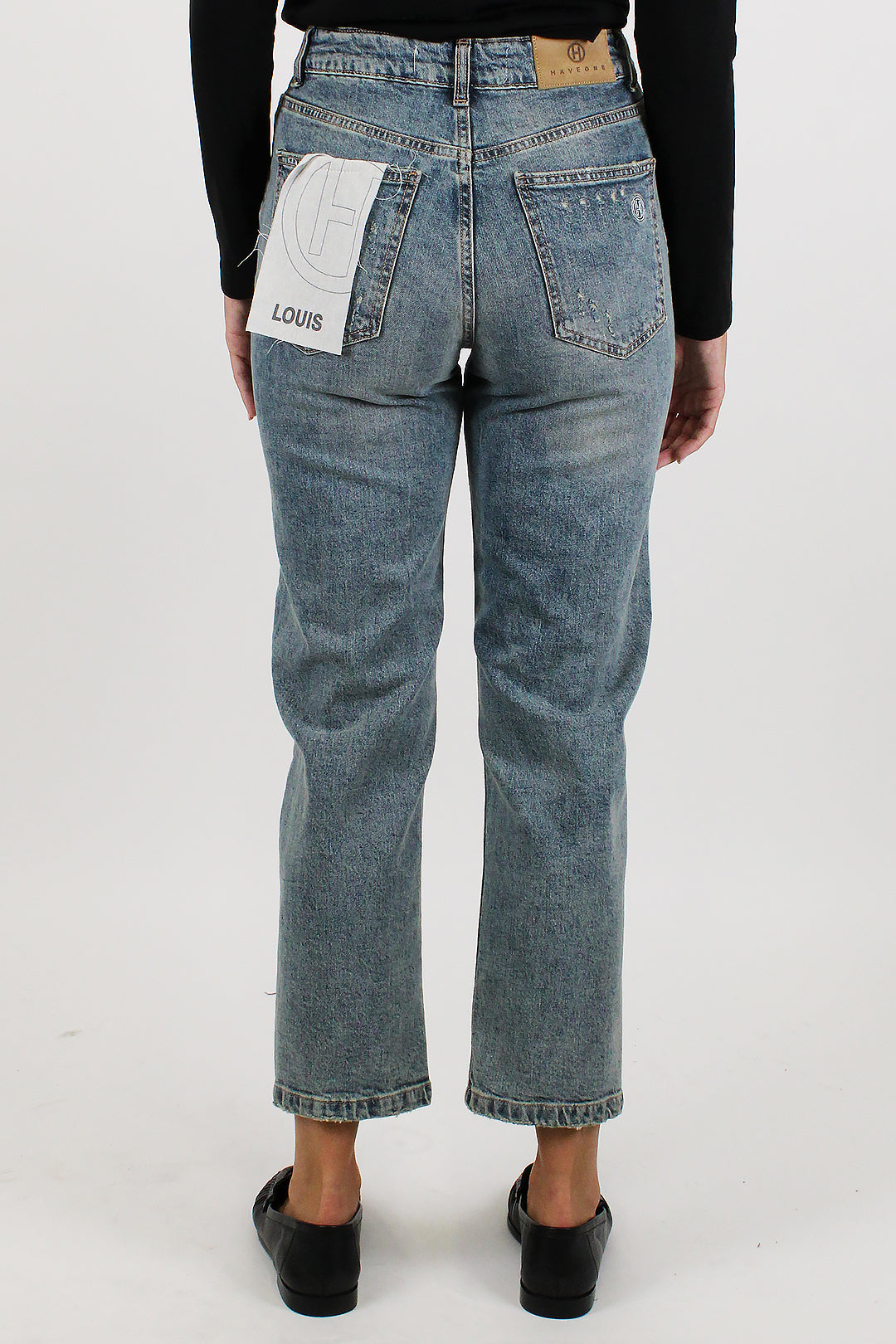 Jeans regular crop lavaggio intermedio con abrasioni modello Louis