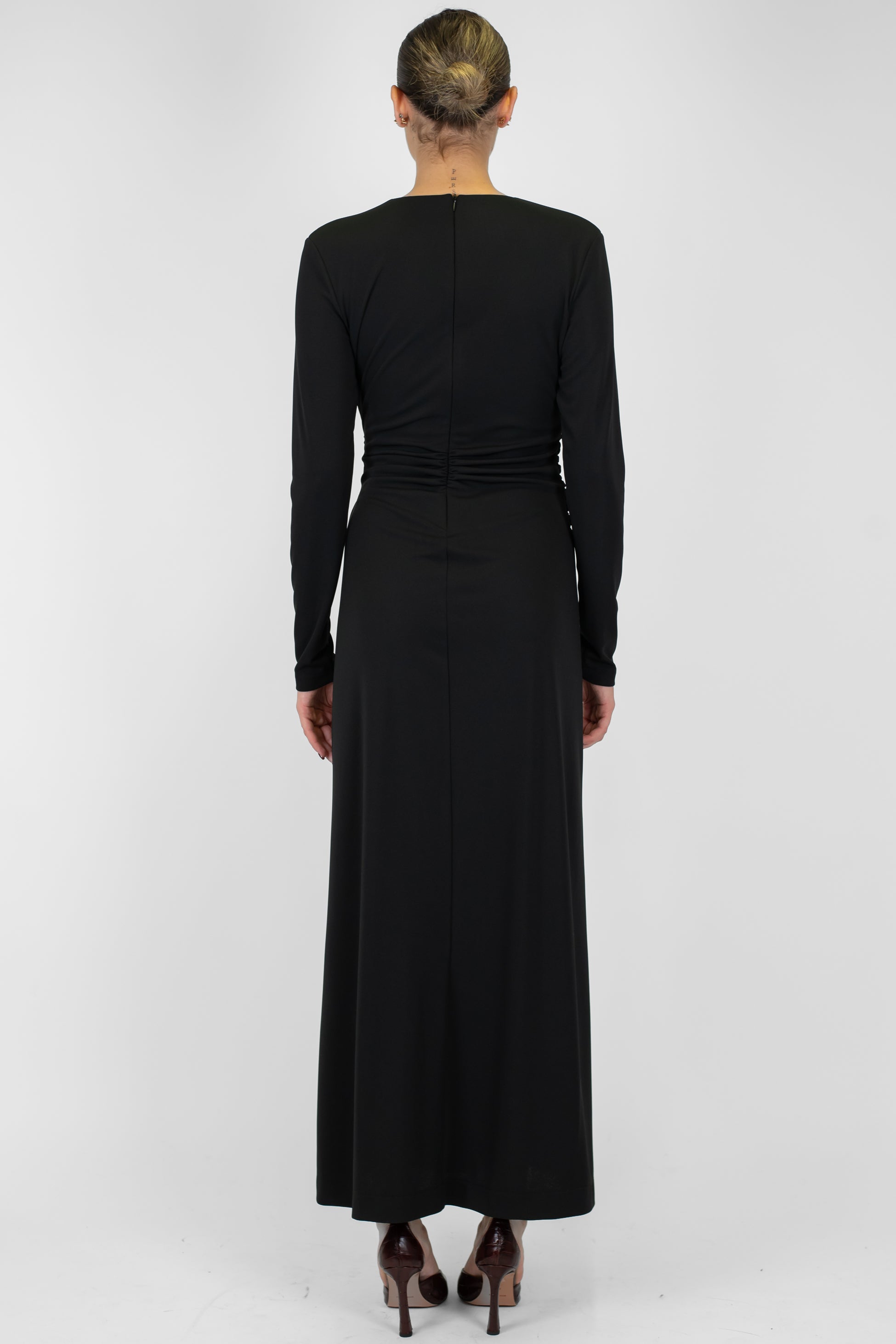 Imperial - Abito lungo a portafoglio con fusciacca e maniche lunghe