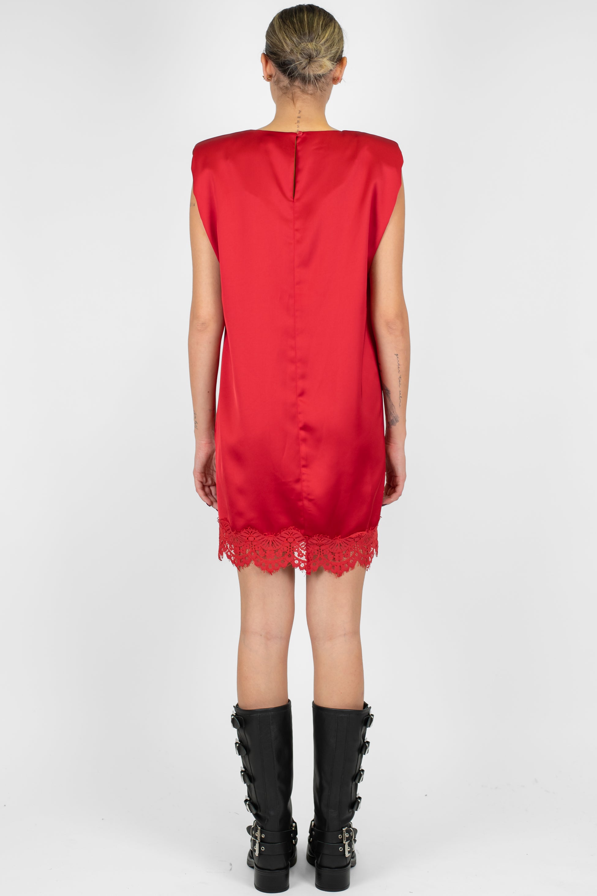 Motel - Abito corto in raso con spalline e pizzo sul fondo