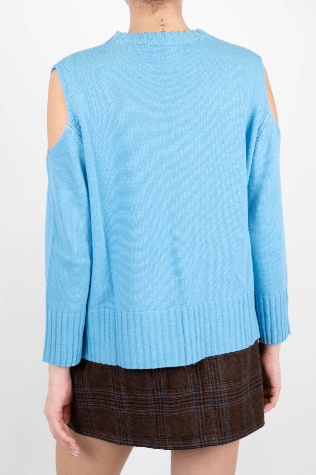 Tensione in - Maglia girogollo cut-out spalle in misto lana e cashmere con spacchetti