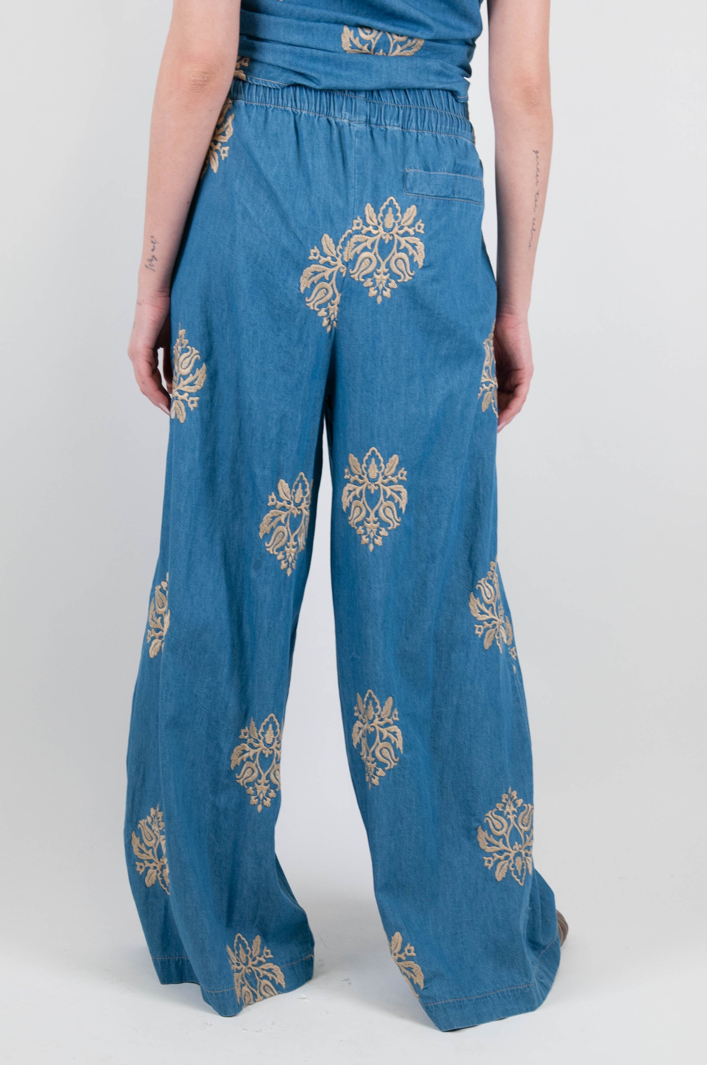 Tension in - Palazzo trousers in chambray with embroidery