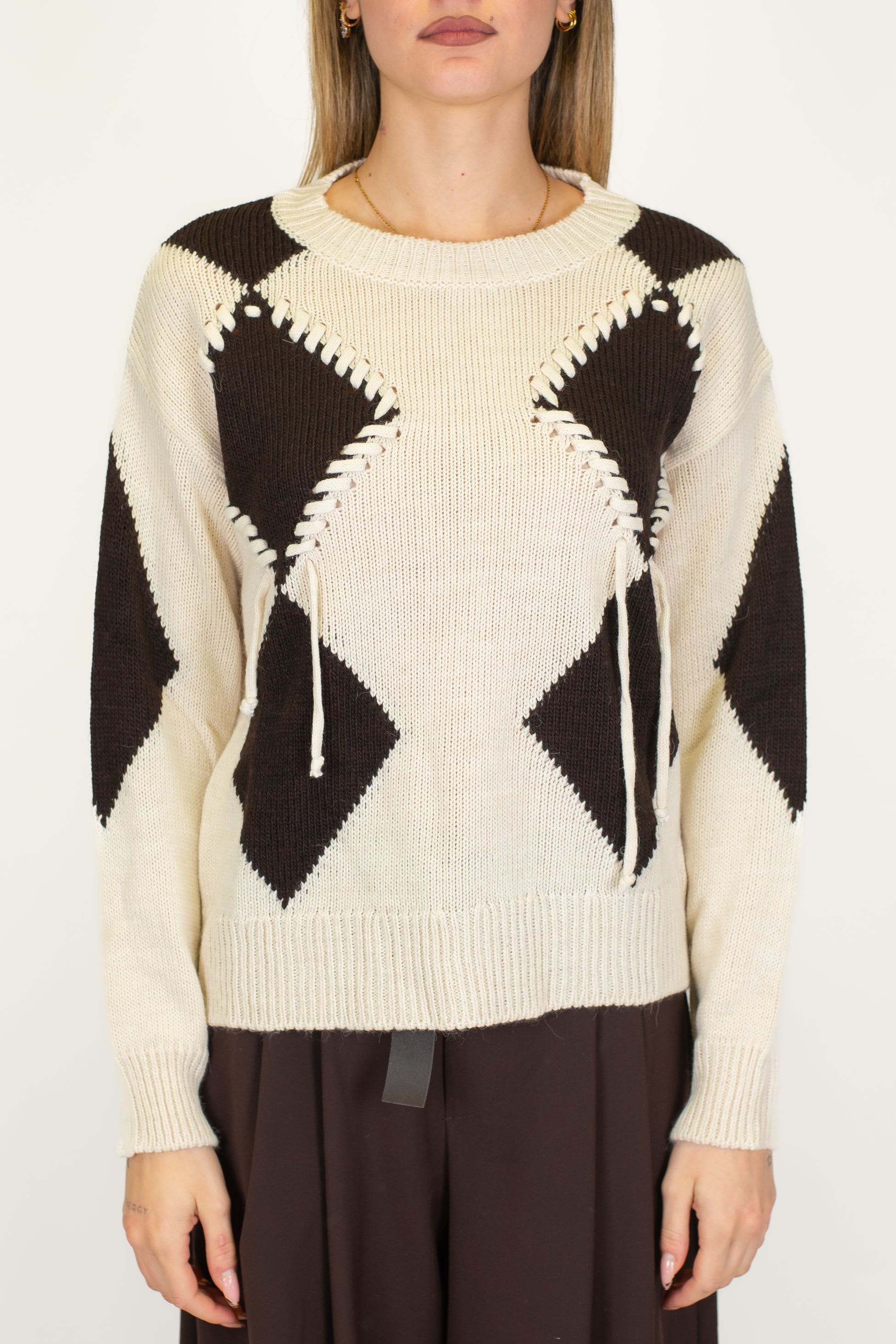 Motel - Maglia fantasia rombi con dettagli ricamati a contrasto in misto lana