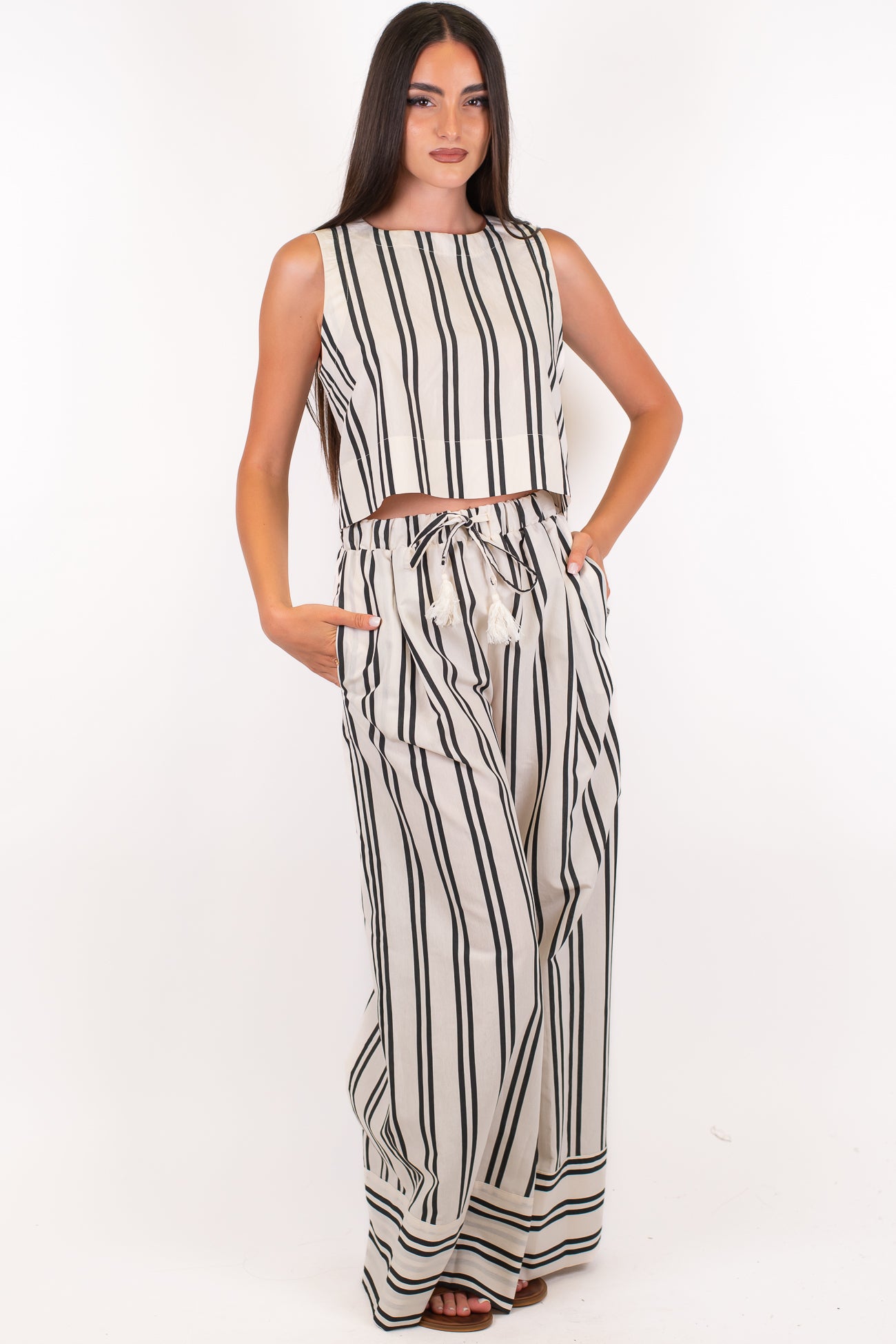 Tensione in - Pantalone palazzo fantasia a righe in viscosa leggera con coulisse