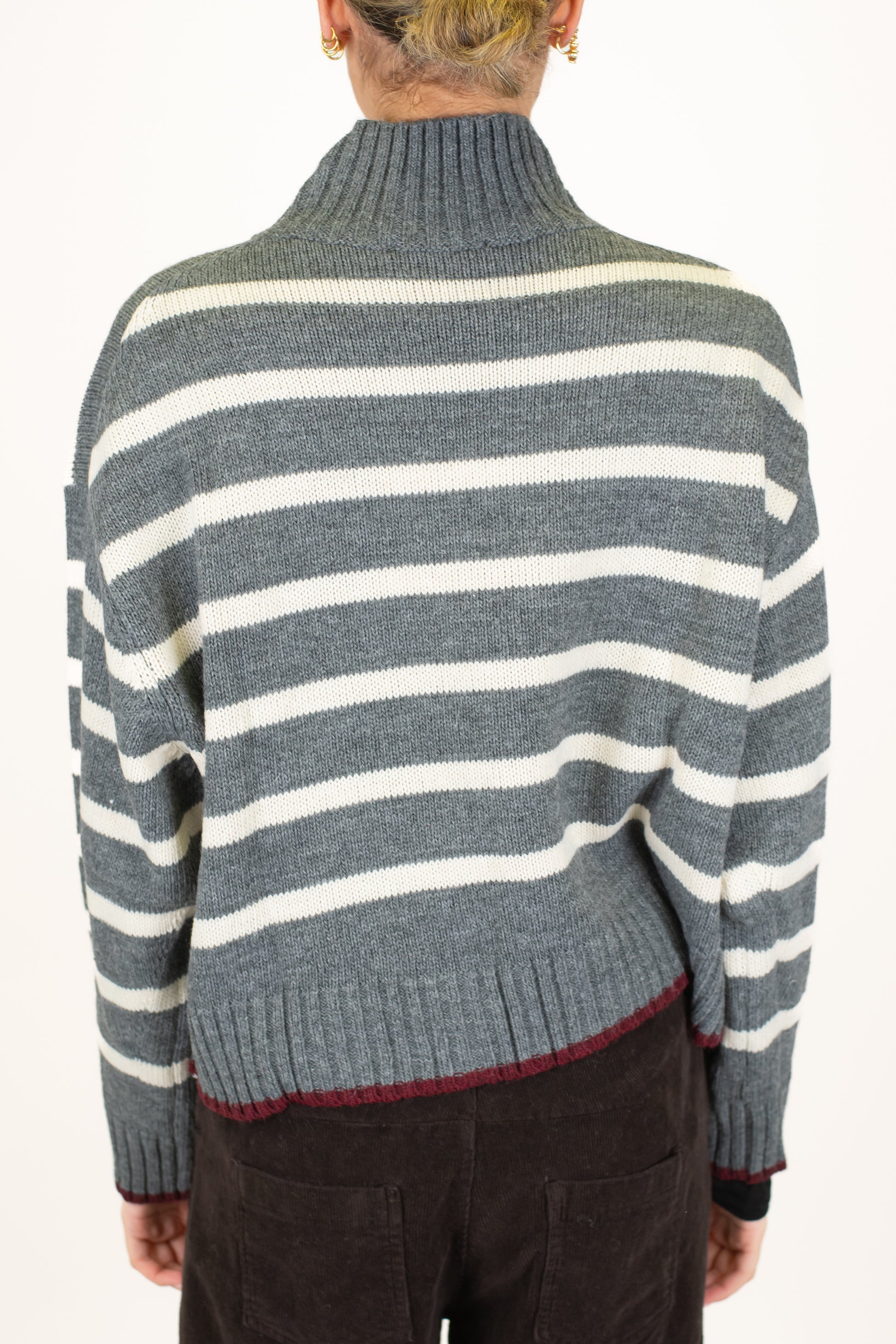 Motel - Lupetto fantasia a righe in misto lana con fondo a contrasto