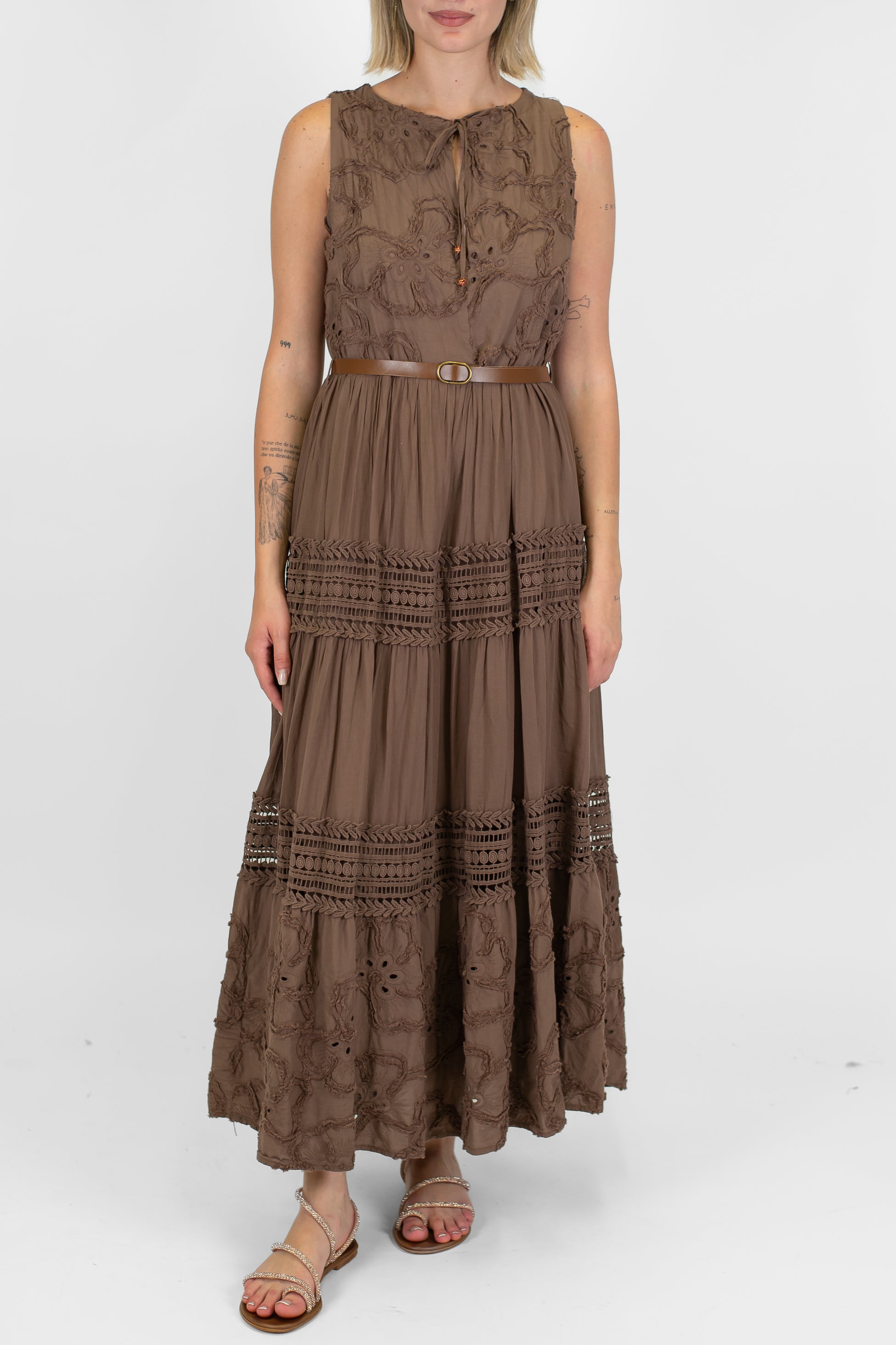 Motel - Abito lungo giromaniche con ricami in pizzo sangallo