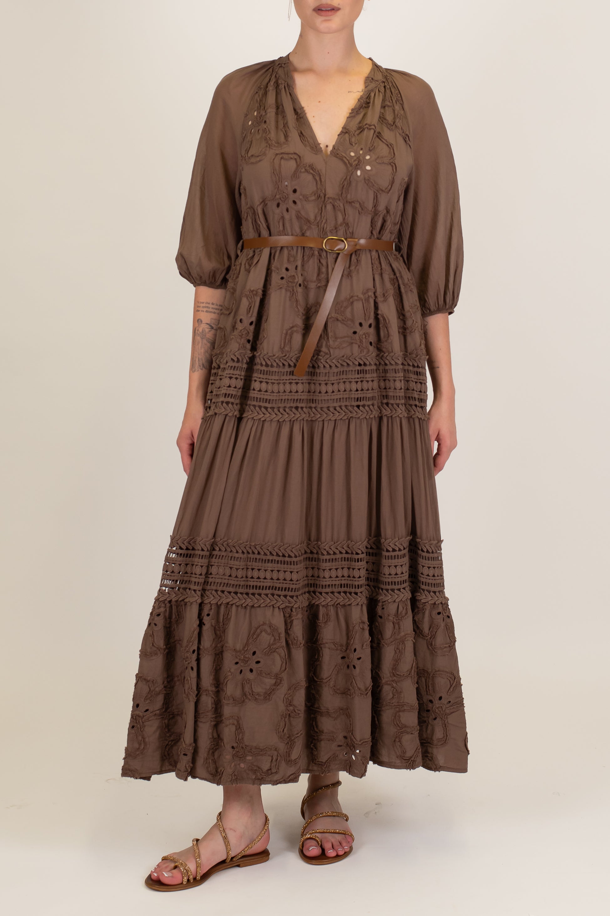 Motel - Abito lungo in pizzo sangallo con manica tre quarti