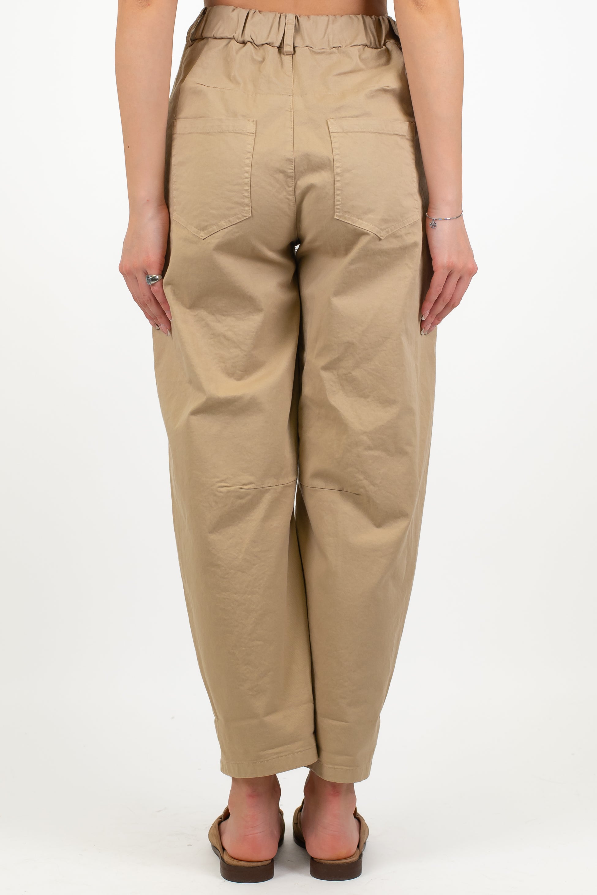 Tensione in - Pantalone balloon con elastico sul retro