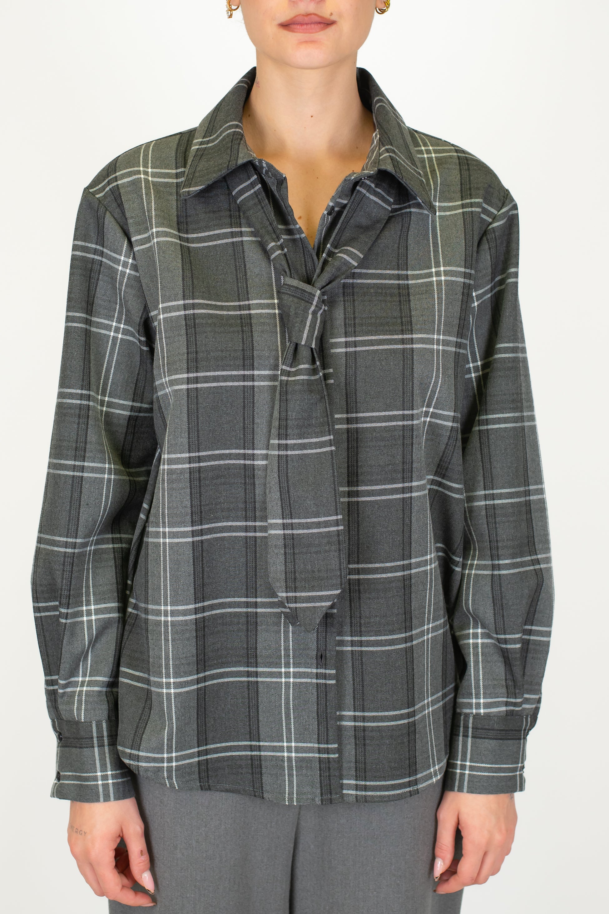 Tensione in - Camicia fantasia check con cravatta in tessuto