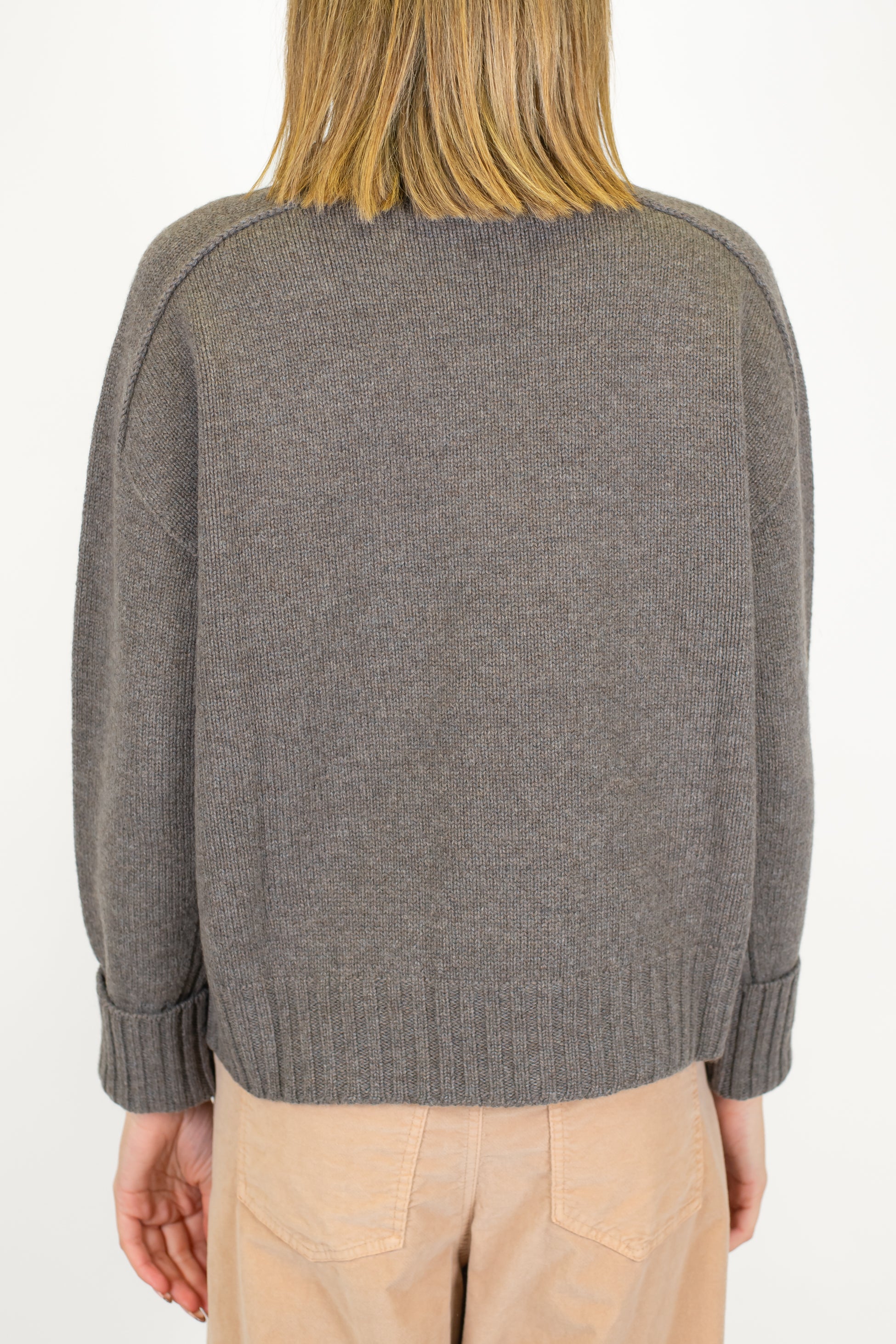 Tensione in - Maglia over in misto lana e cashmere con cuciture a vista