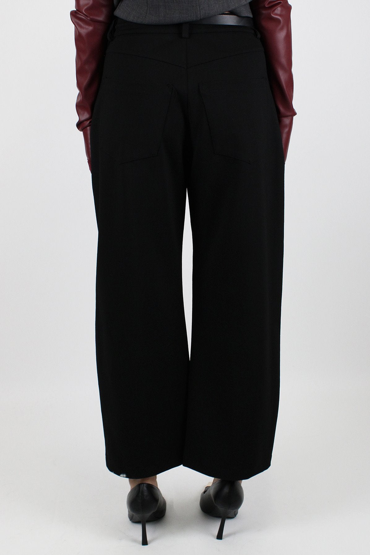 Tensione in - Pantalone balloon crop in punto milano