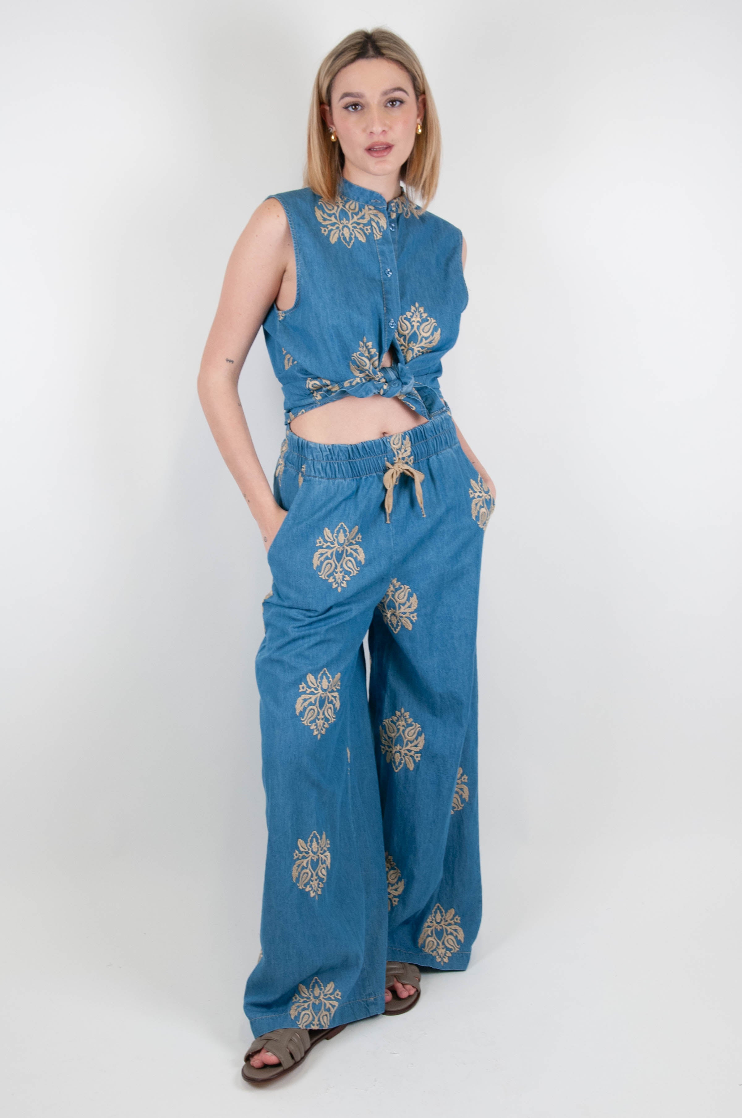 Tension in - Palazzo trousers in chambray with embroidery