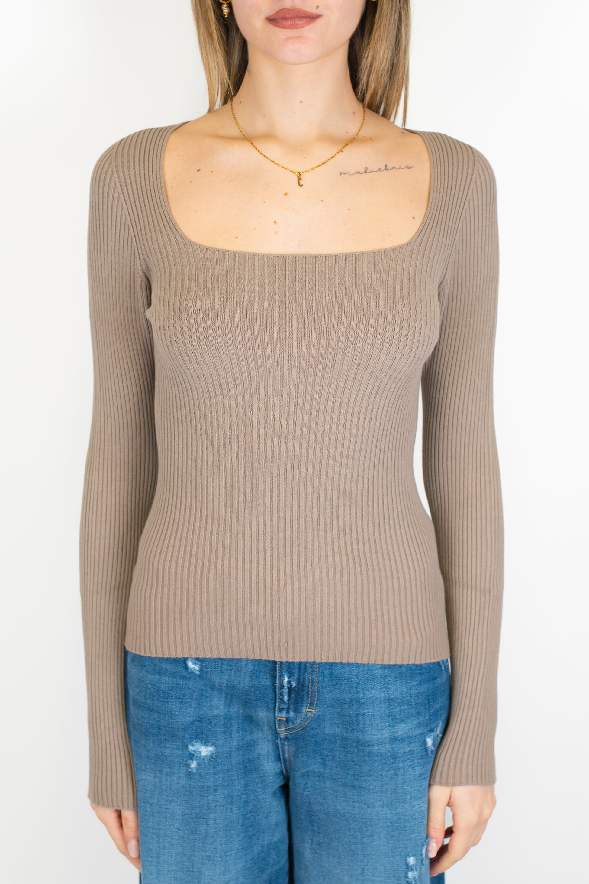 Kontatto - Maglia con scollo quadrato a costine