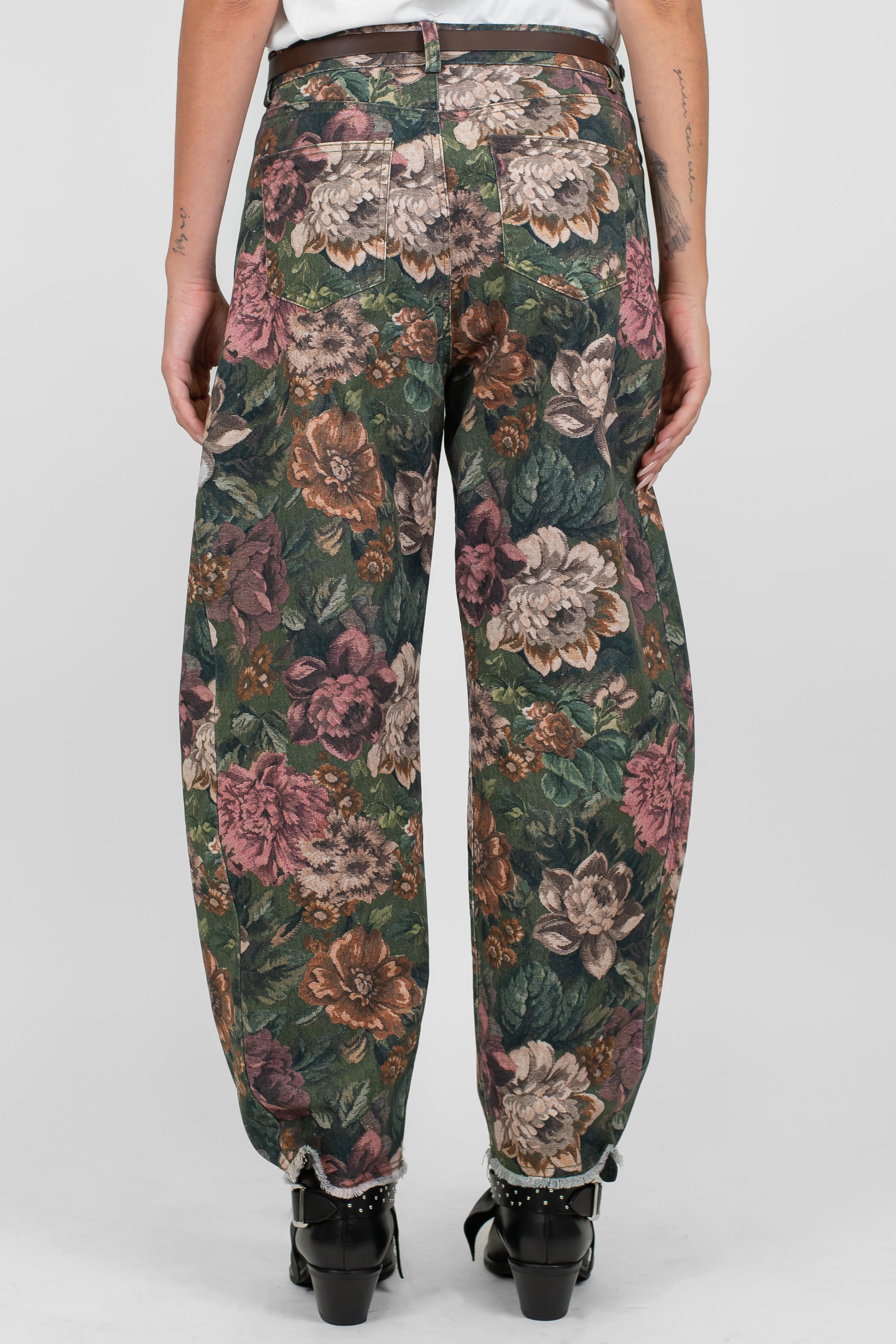 Tensione in - Pantalone balloon fantasia floreale in denim