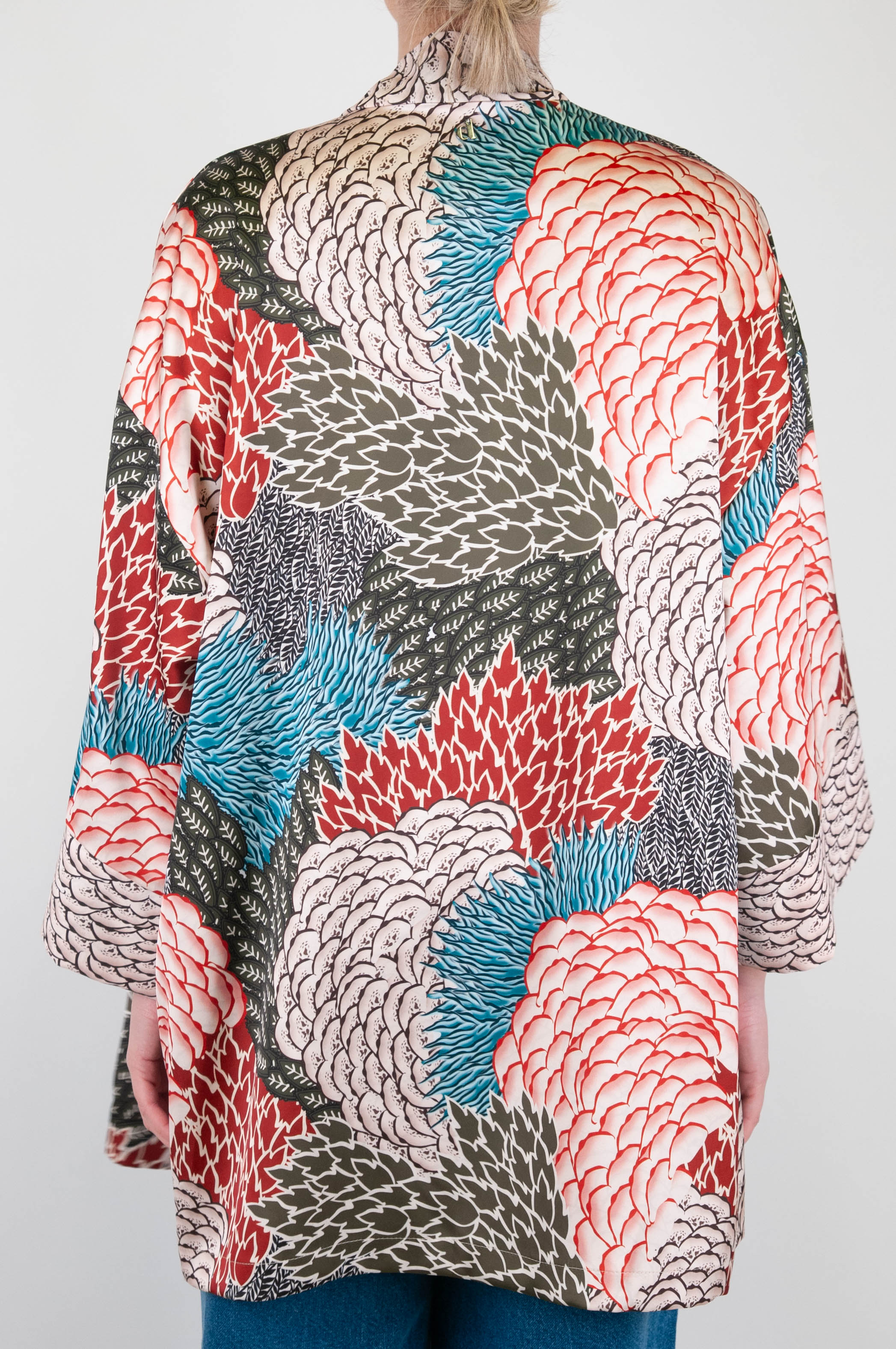 Dixie - Abstract patterned satin kimono