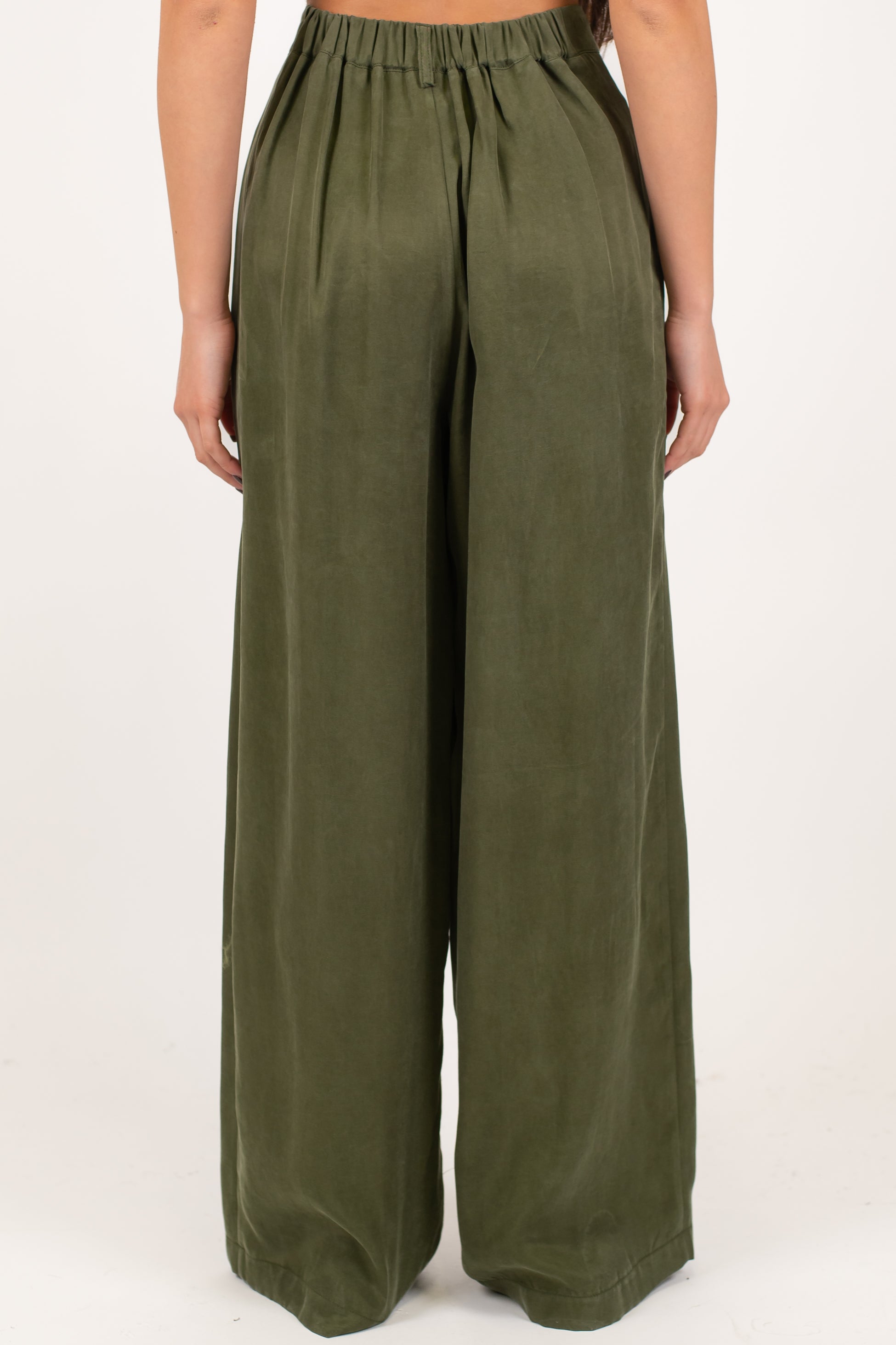 Tensione in - Pantalone palazzo in lyocell effetto seta con elastico sul retro