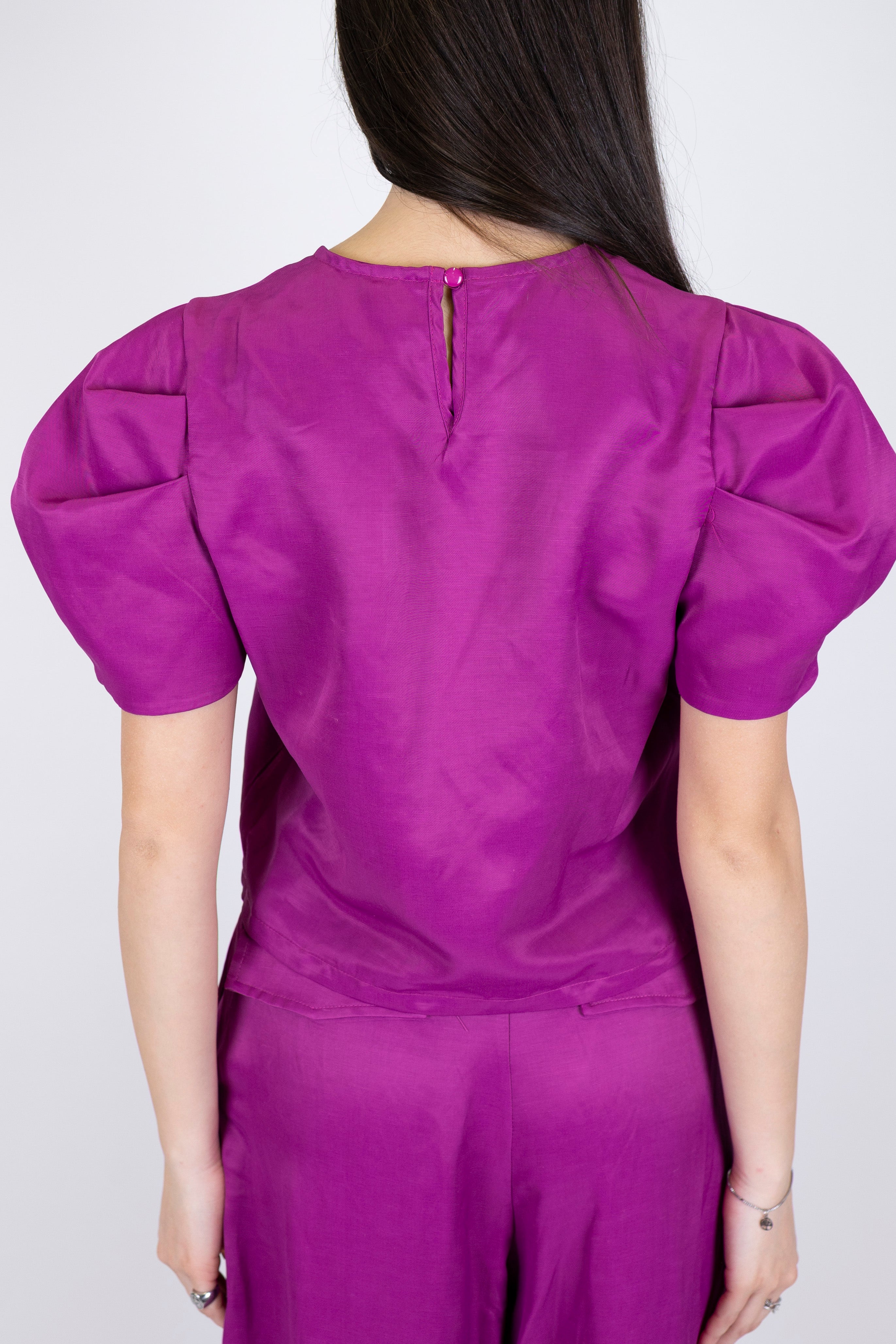 Tensione in - T-shirt in misto viscosa e lino con manica a pallloncino