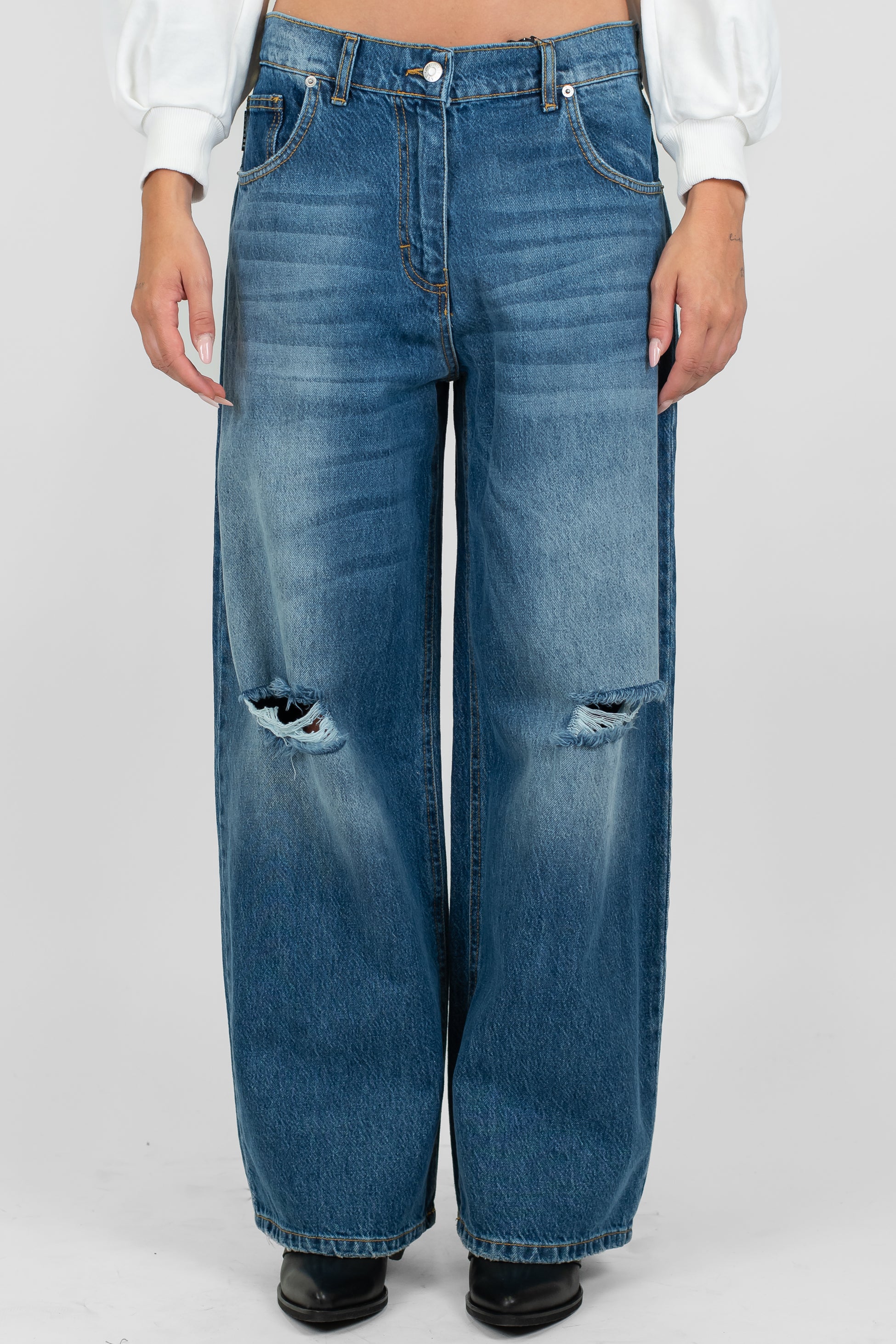 Haveone - Jeans palazzo lavaggio medio modello Bella con rotture sulle ginocchia