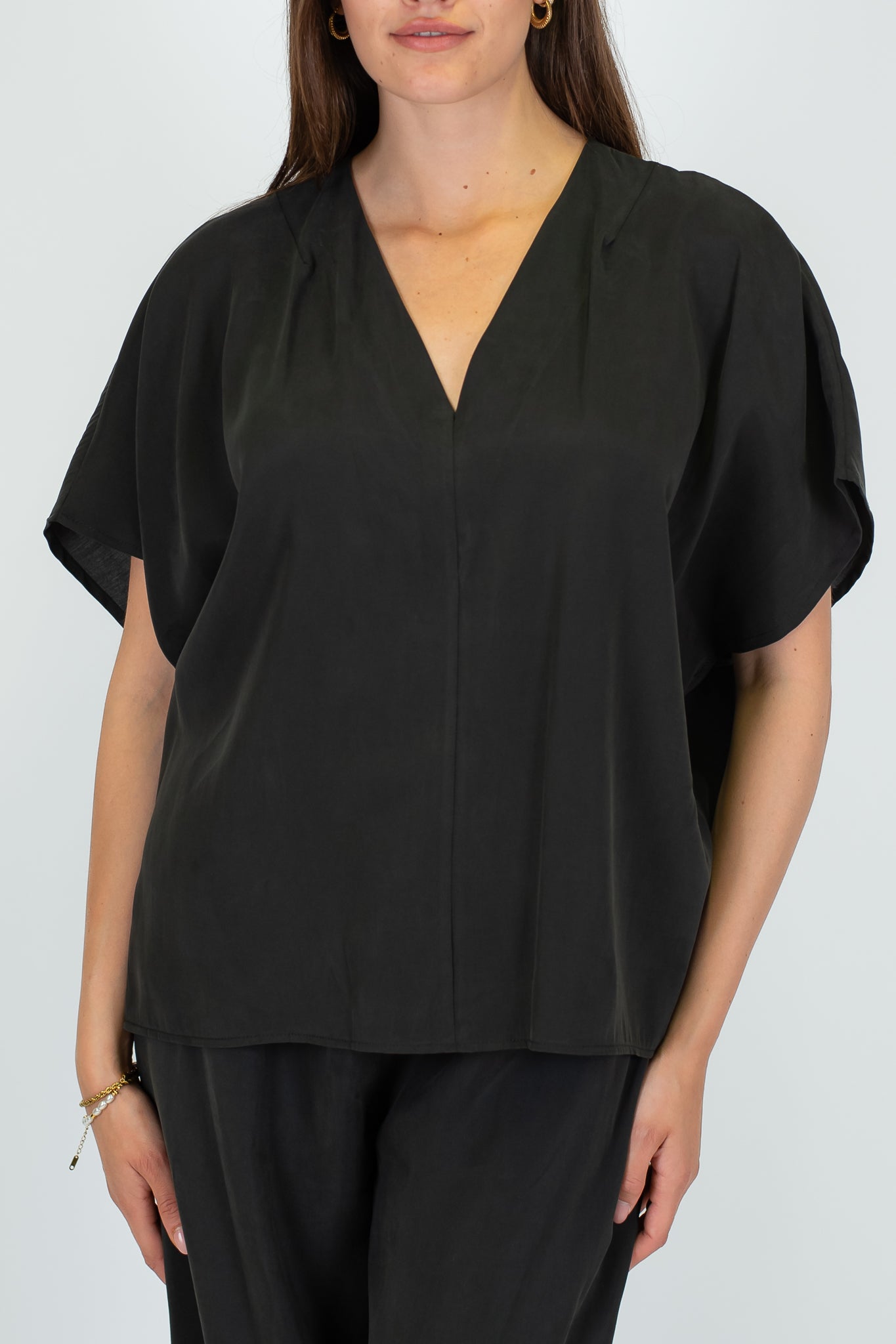 Haveone - Coordinato blusa scollo V e pantalone palazzo in cupro