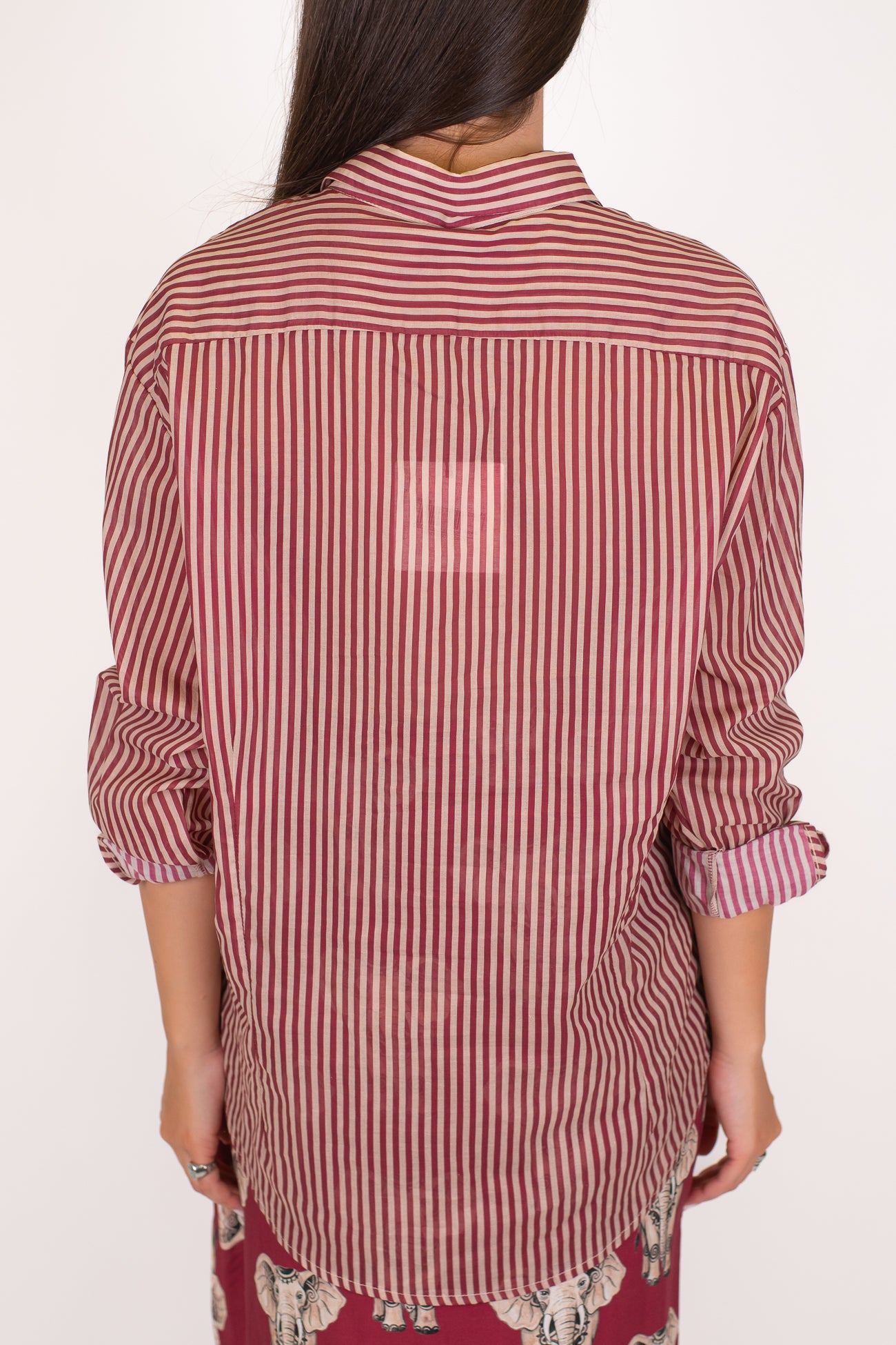 Tensione in - Camicia a righe in mussola di cotone