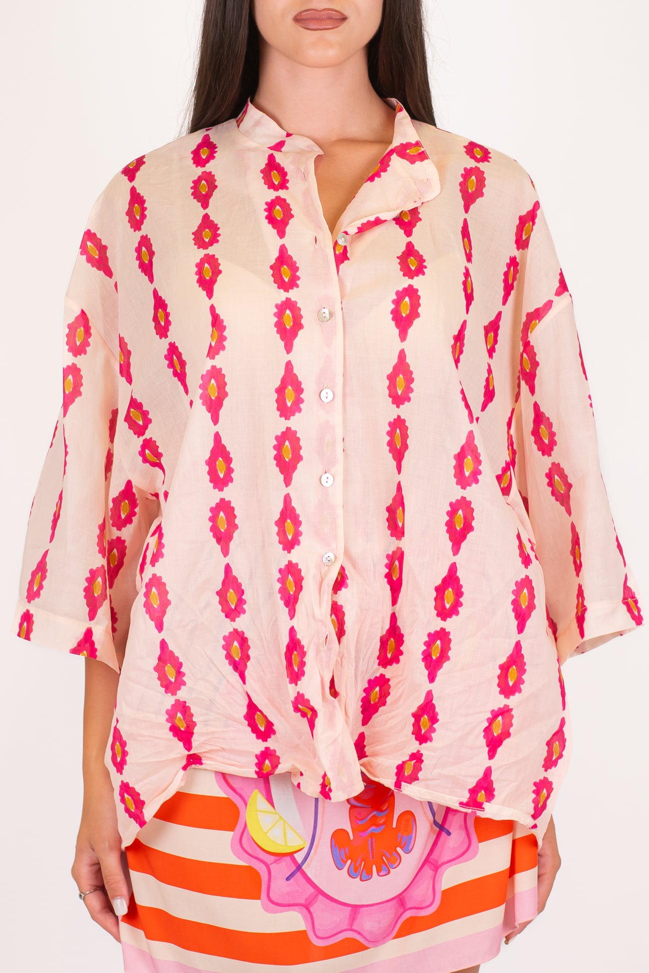 Tensione in - Camicia fantasia fiori in mussola di cotone con collo coreano e manica tre quarti