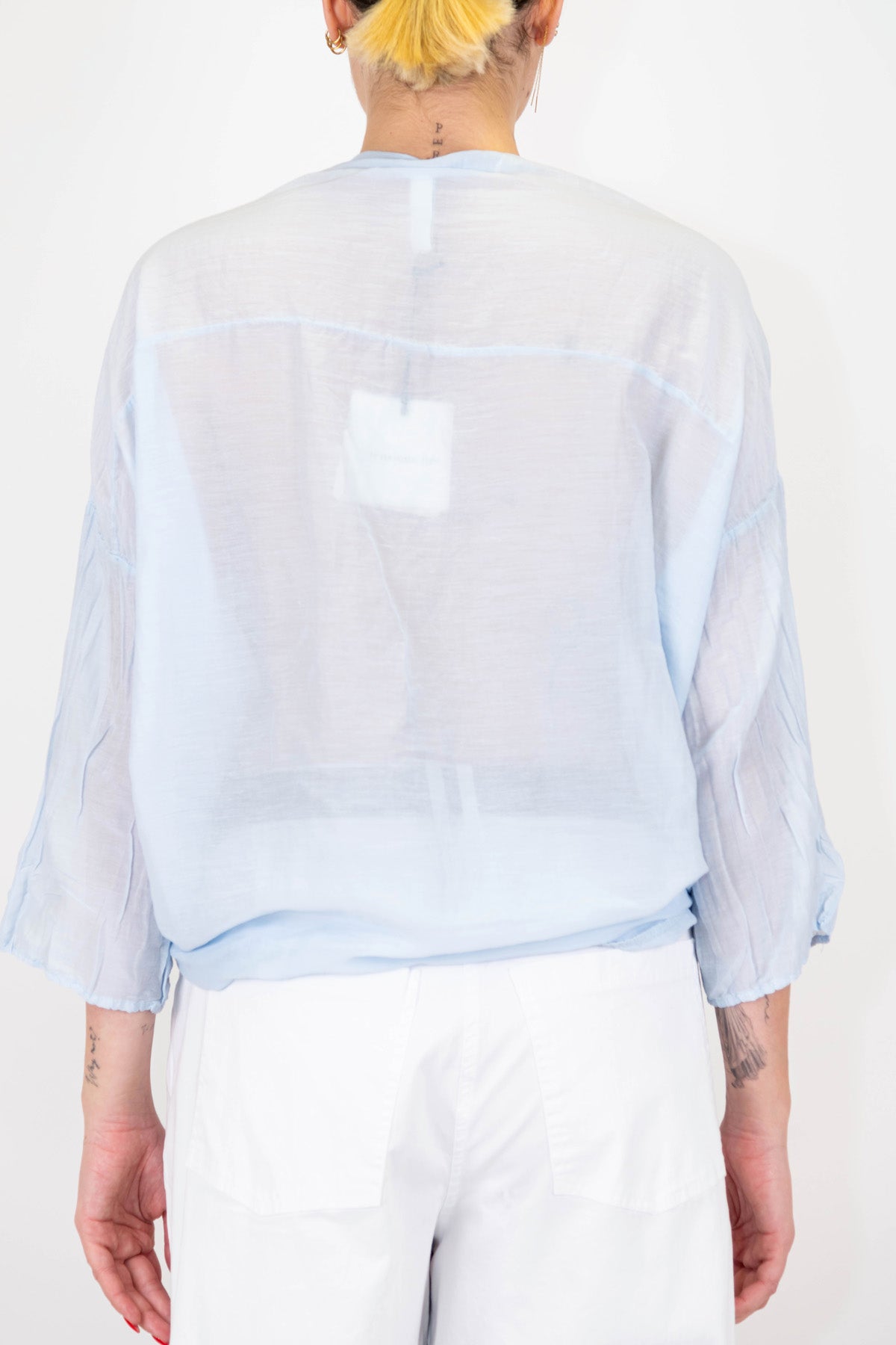 Tensione in - Camicia tinta unita in misto seta con collo coreano