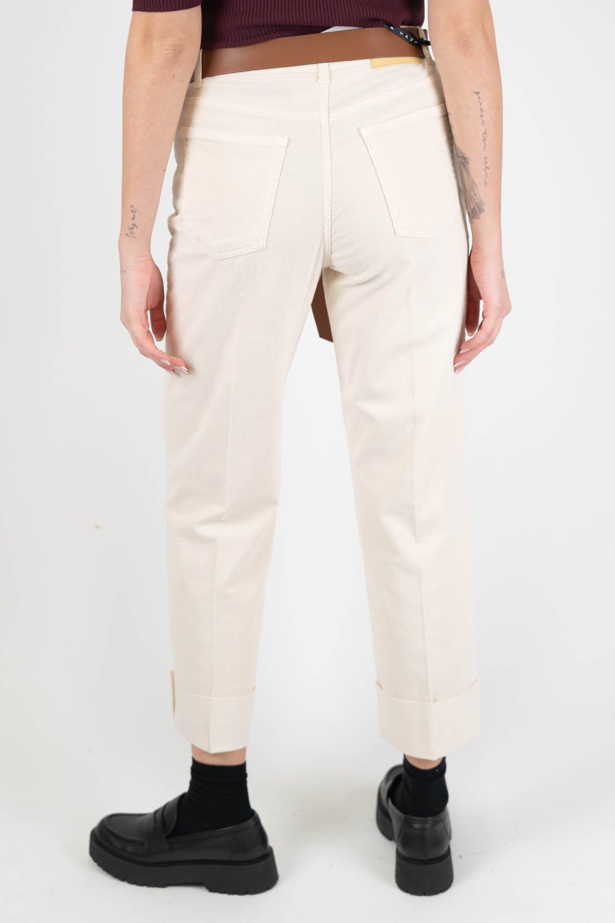 Haveone - Pantalone in velluto millerighe con risvolto